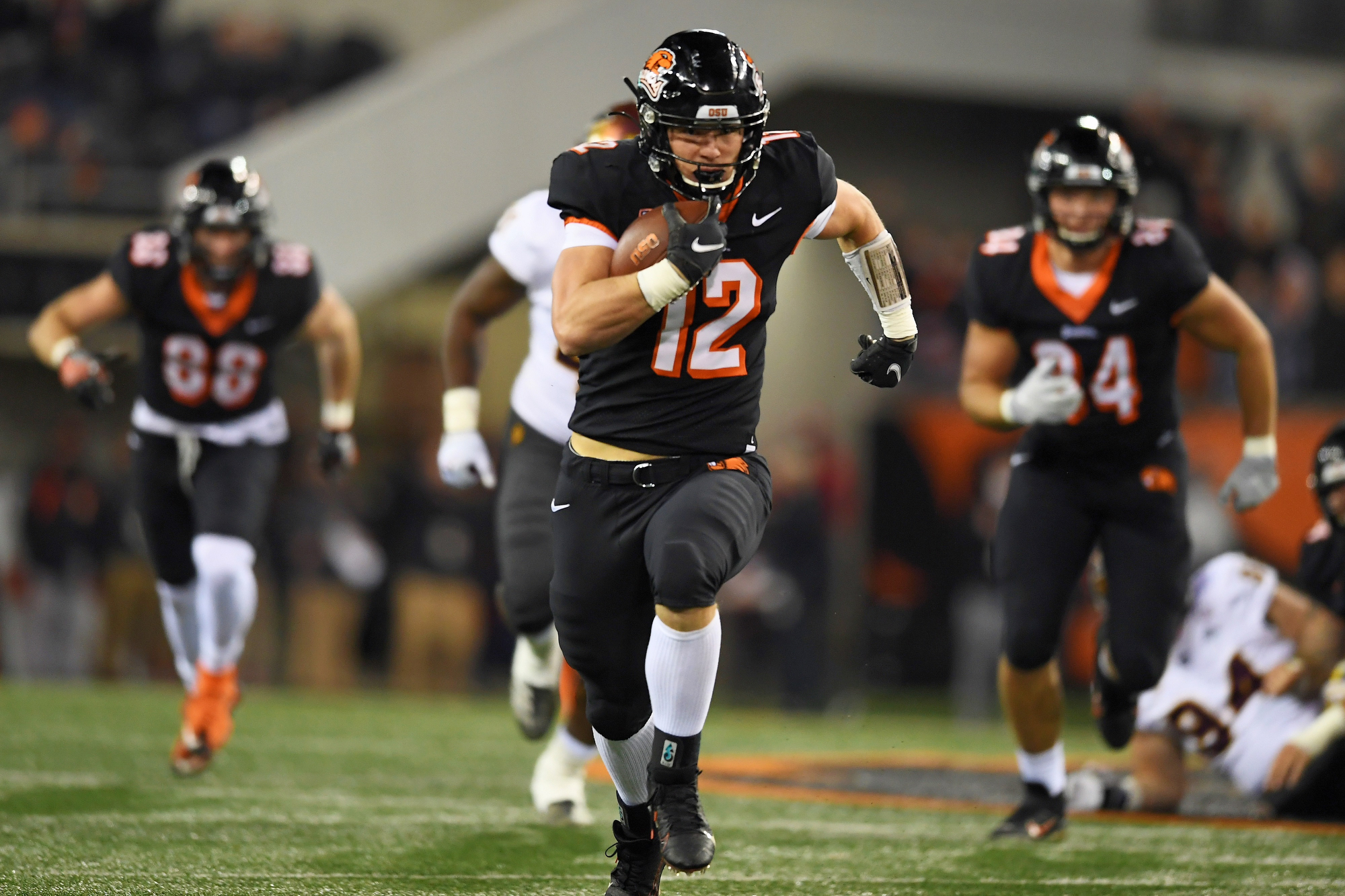 Oregon State S Jonathan Smith Has Guts Trent Bray As Permanent Dc 8 Takeaways From The Beavers 24 10 Win Over Arizona State Oregonlive Com