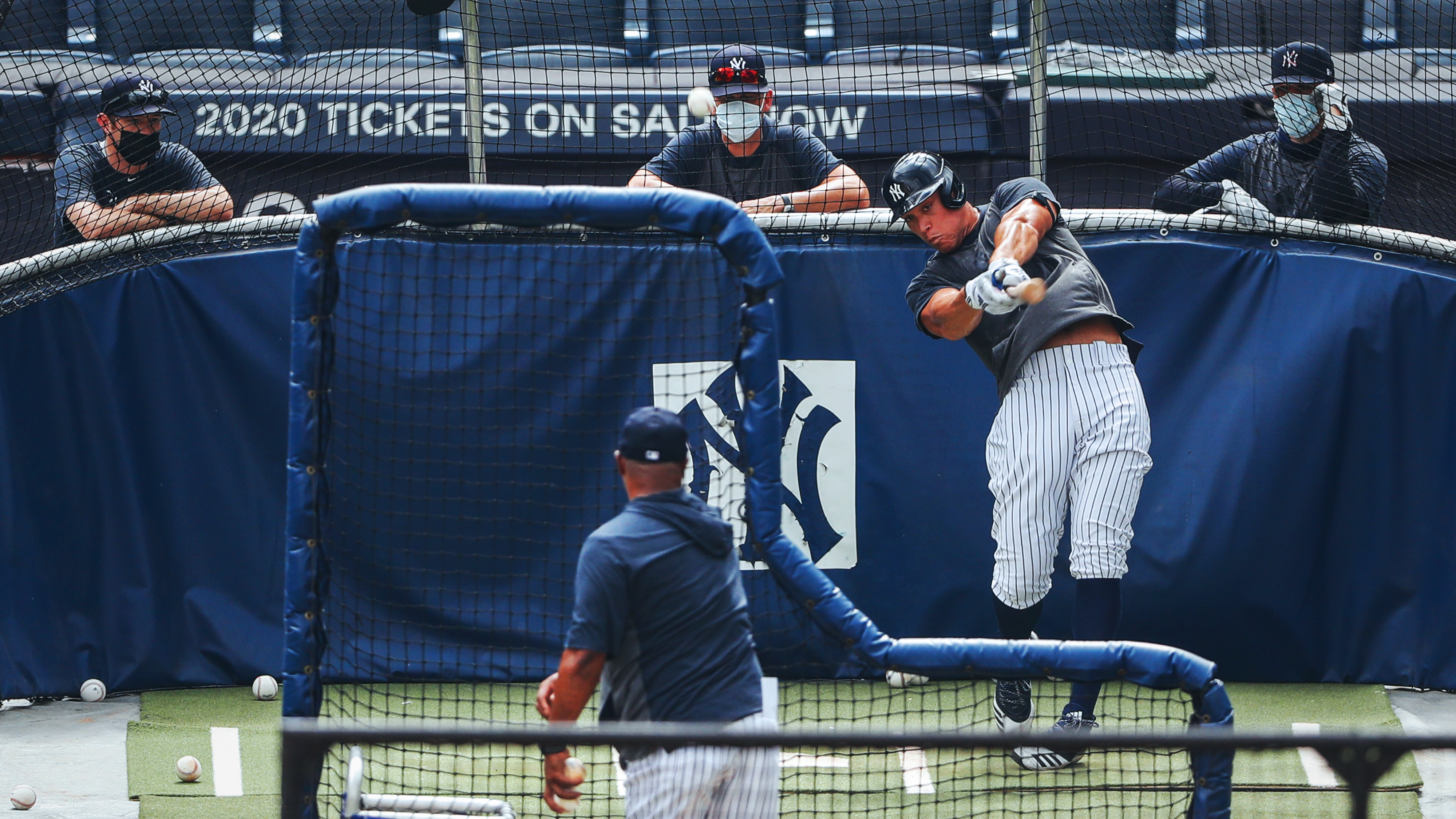 Yankees' Giancarlo Stanton looks more jacked than ever, plus Aaron