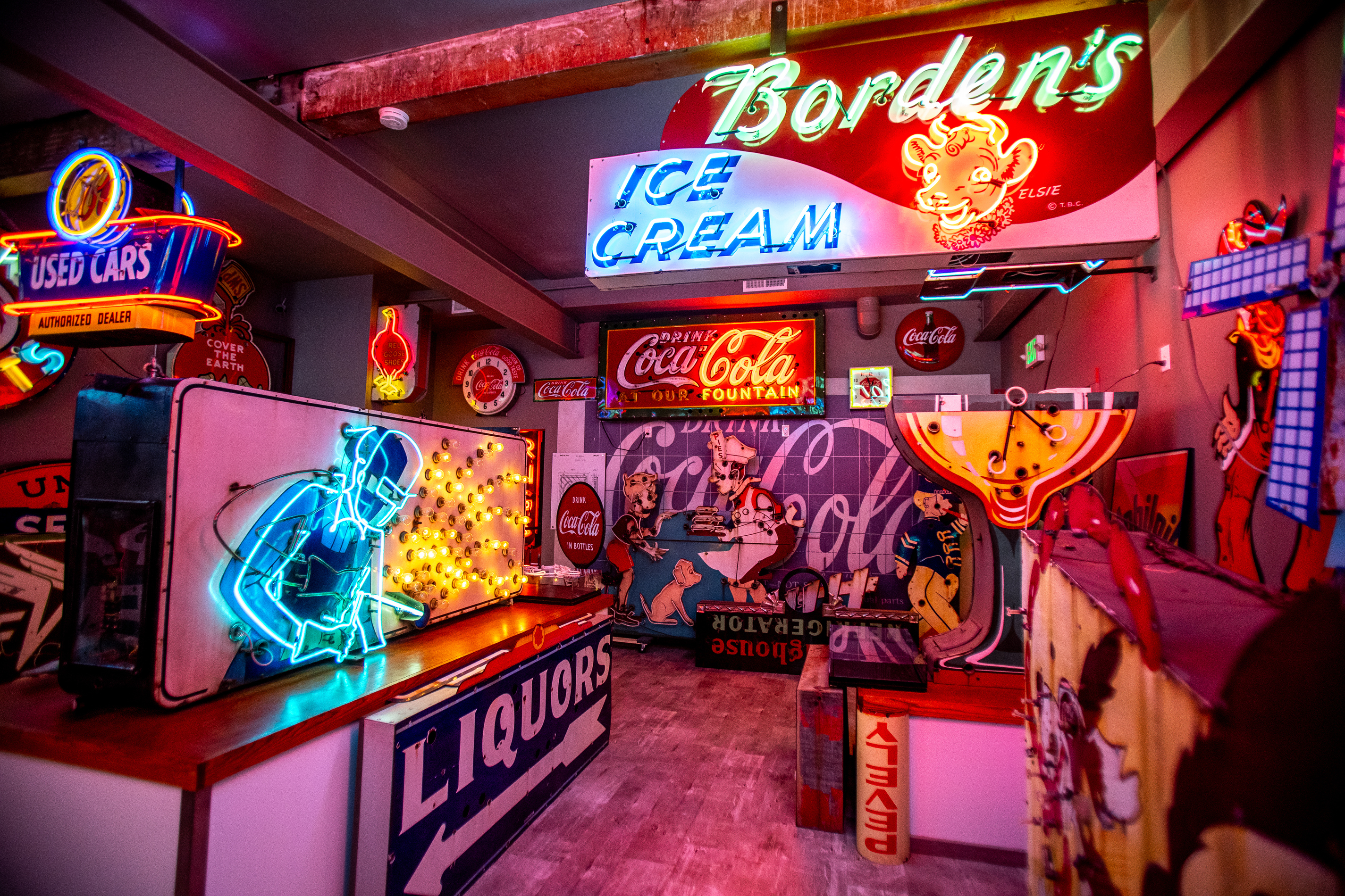 The Dalles National Neon Sign Museum - oregonlive.com