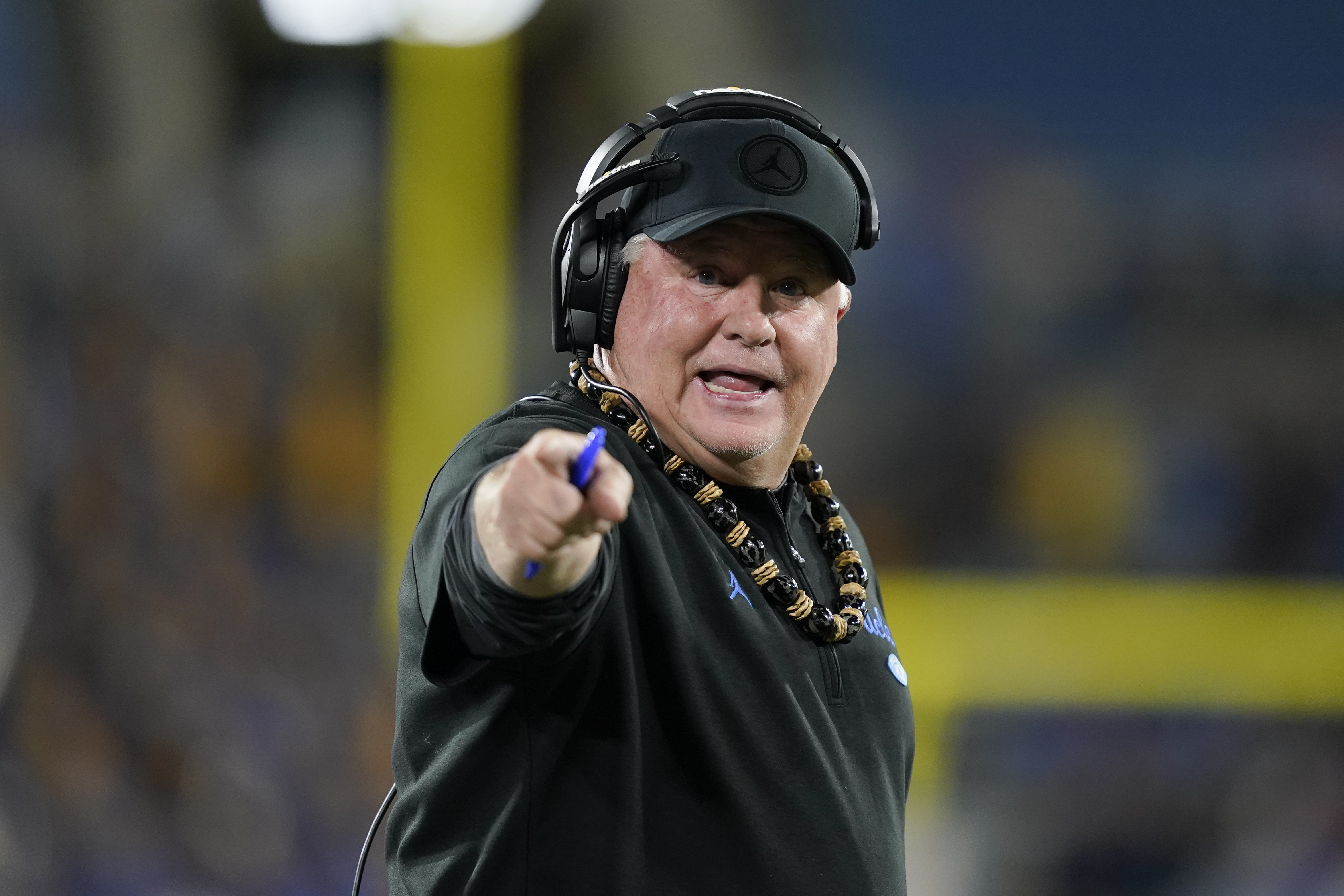 What Should Coach Kelly Do at This Point? Strategies for Success in College Football