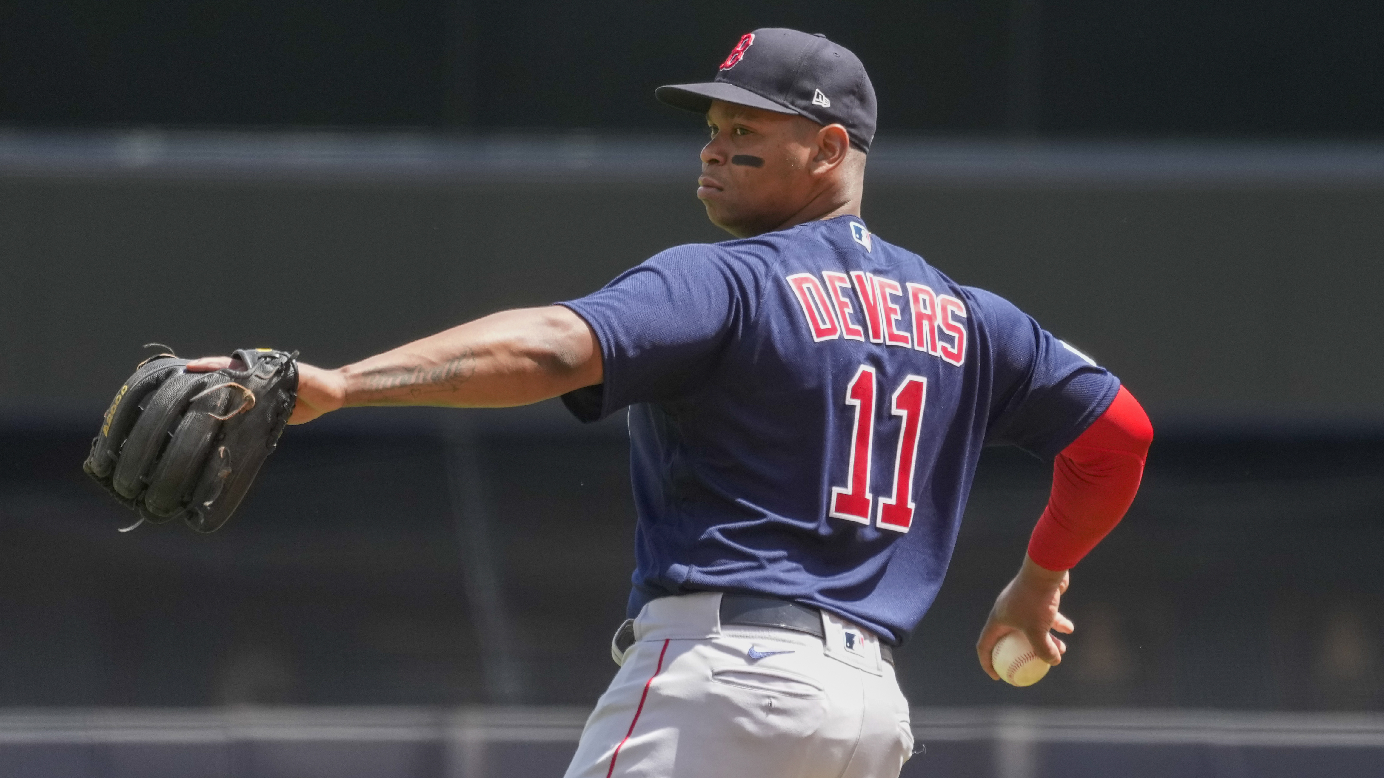 Is Rafael Devers' defense costing Red Sox games? (podcast