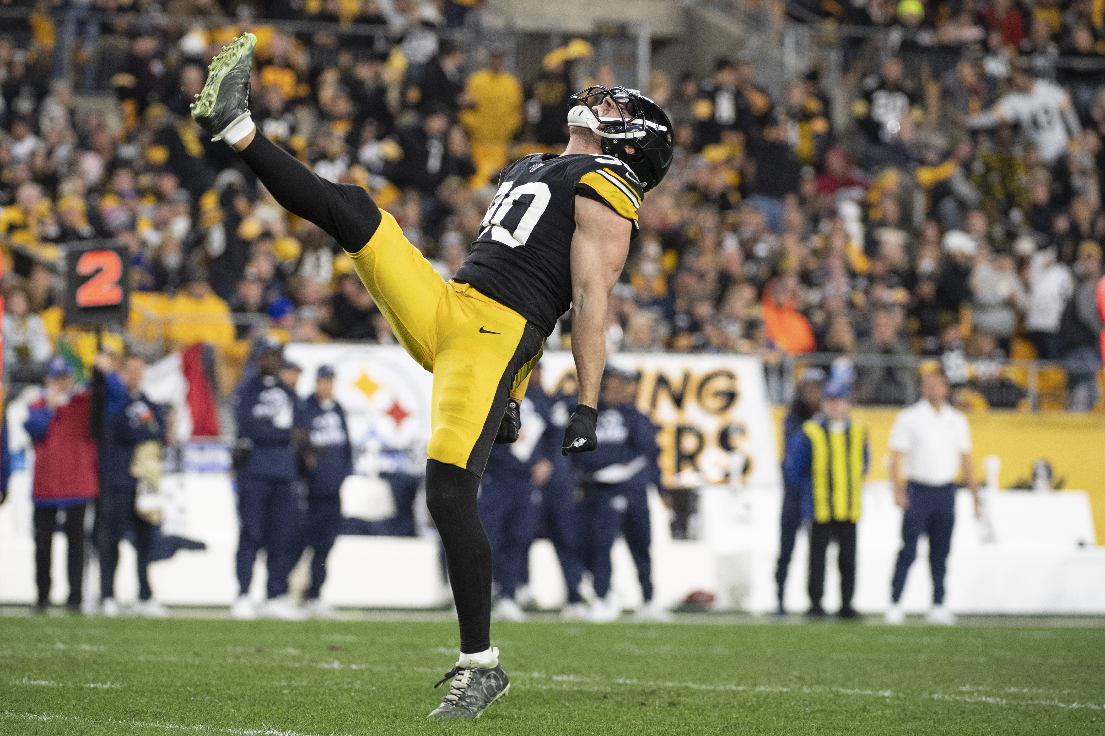 Steelers-Browns: Winner of T.J. Watt vs. Myles Garrett will be determining  factor