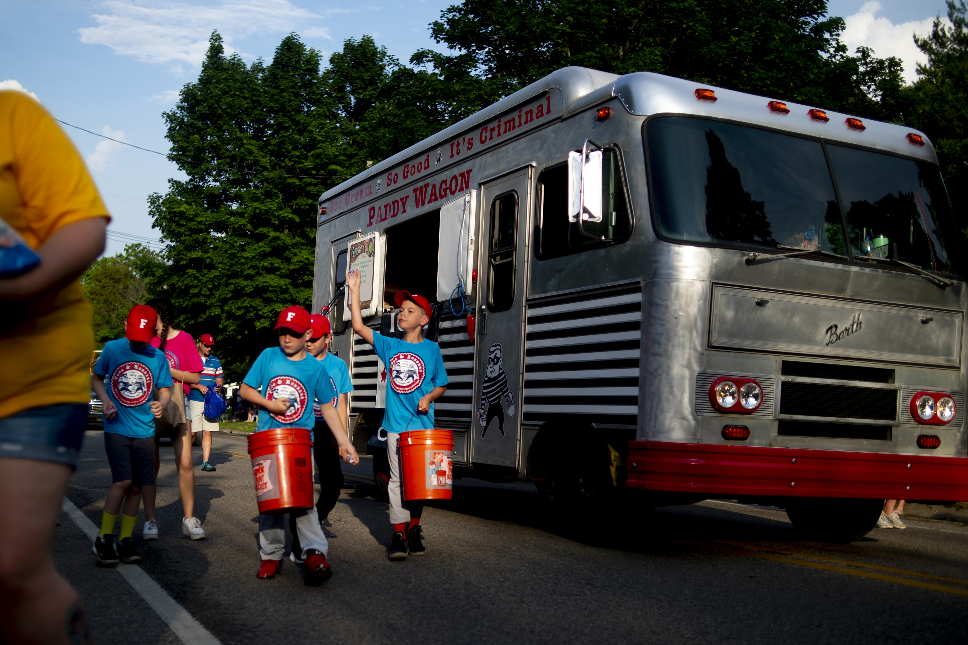 Parade Kicks Off Flushing Summerfest 21 Mlive Com
