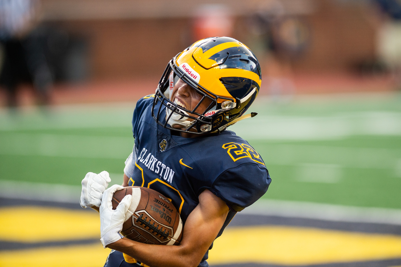 Clarkston vs. Davison football at the Big House - mlive.com