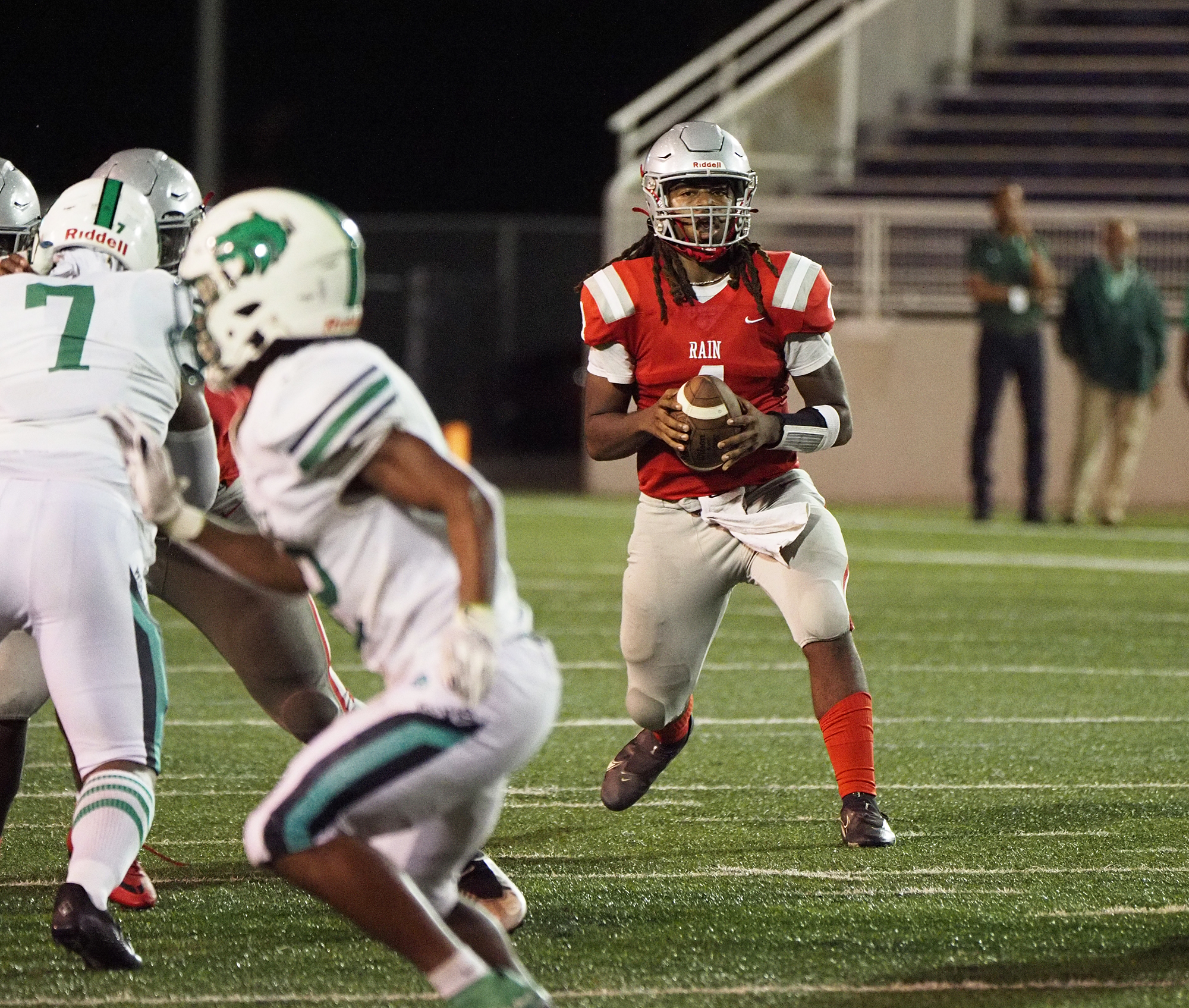 A race against the rain on the gridiron - ABC 6 News 