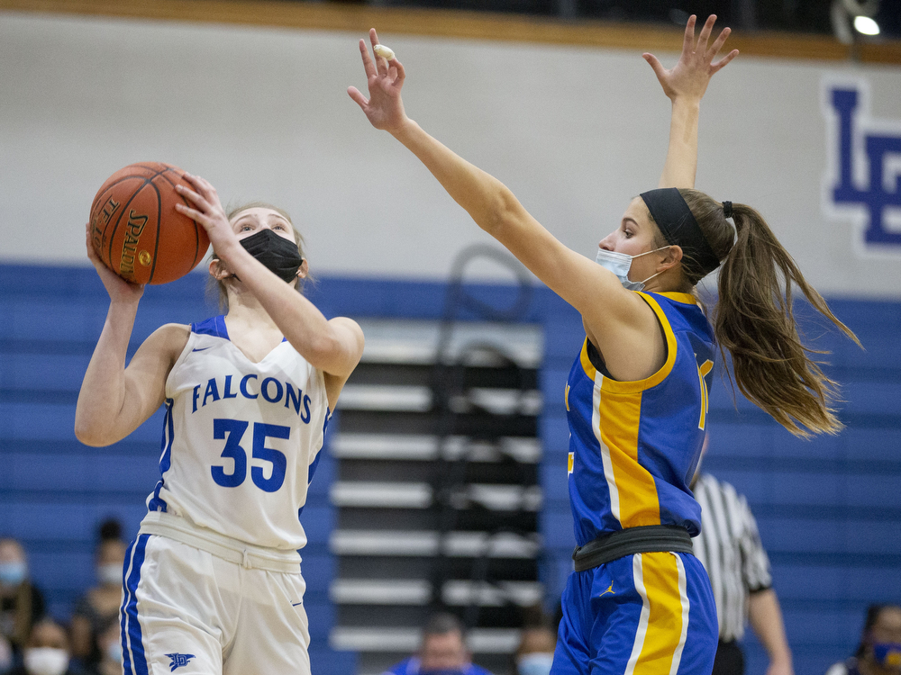 Lower Dauphin girls dominate Middletown 6127