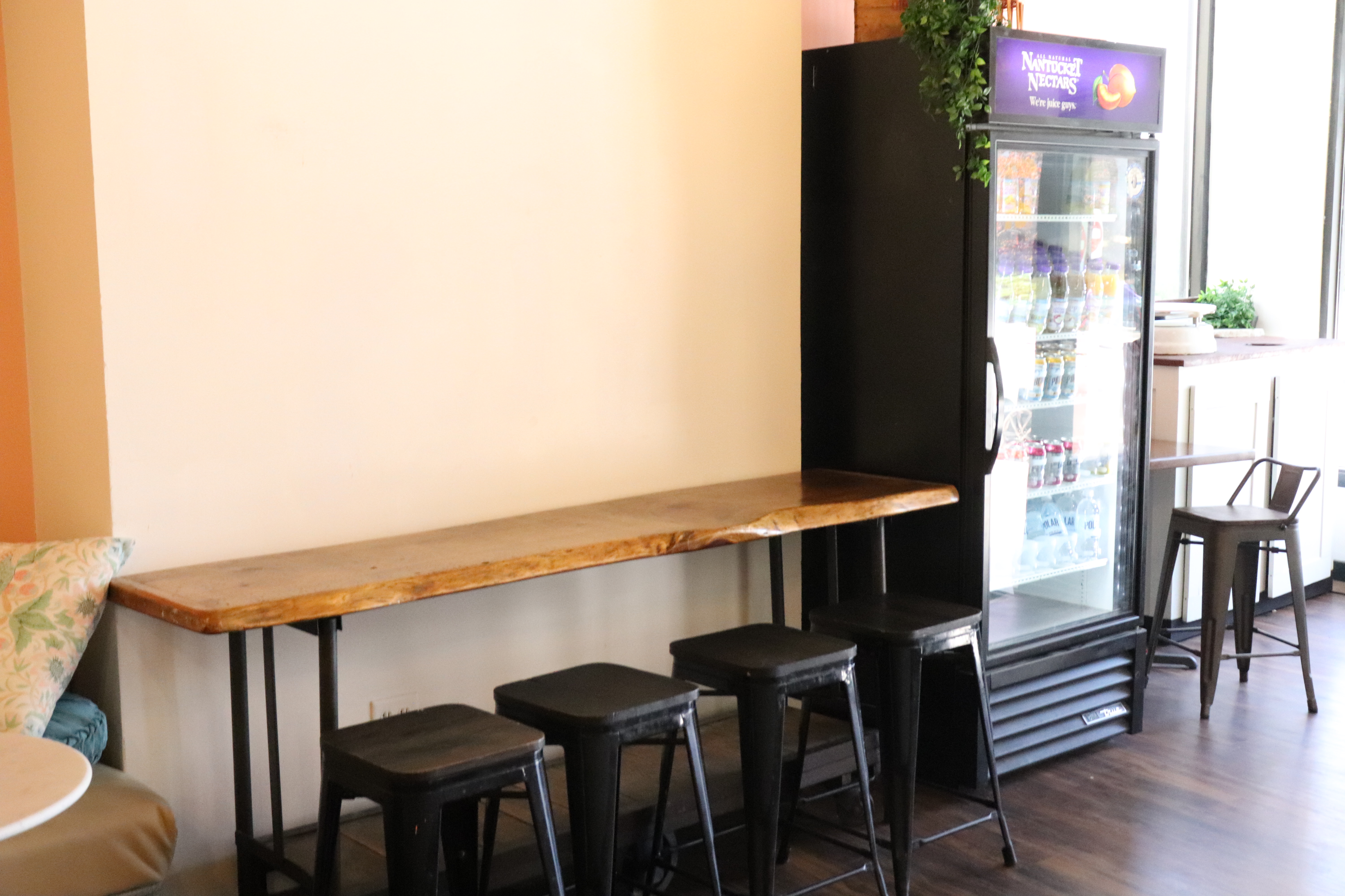 Worcester's Crust Bakeshop puts finishing touches on Main Street shop ...