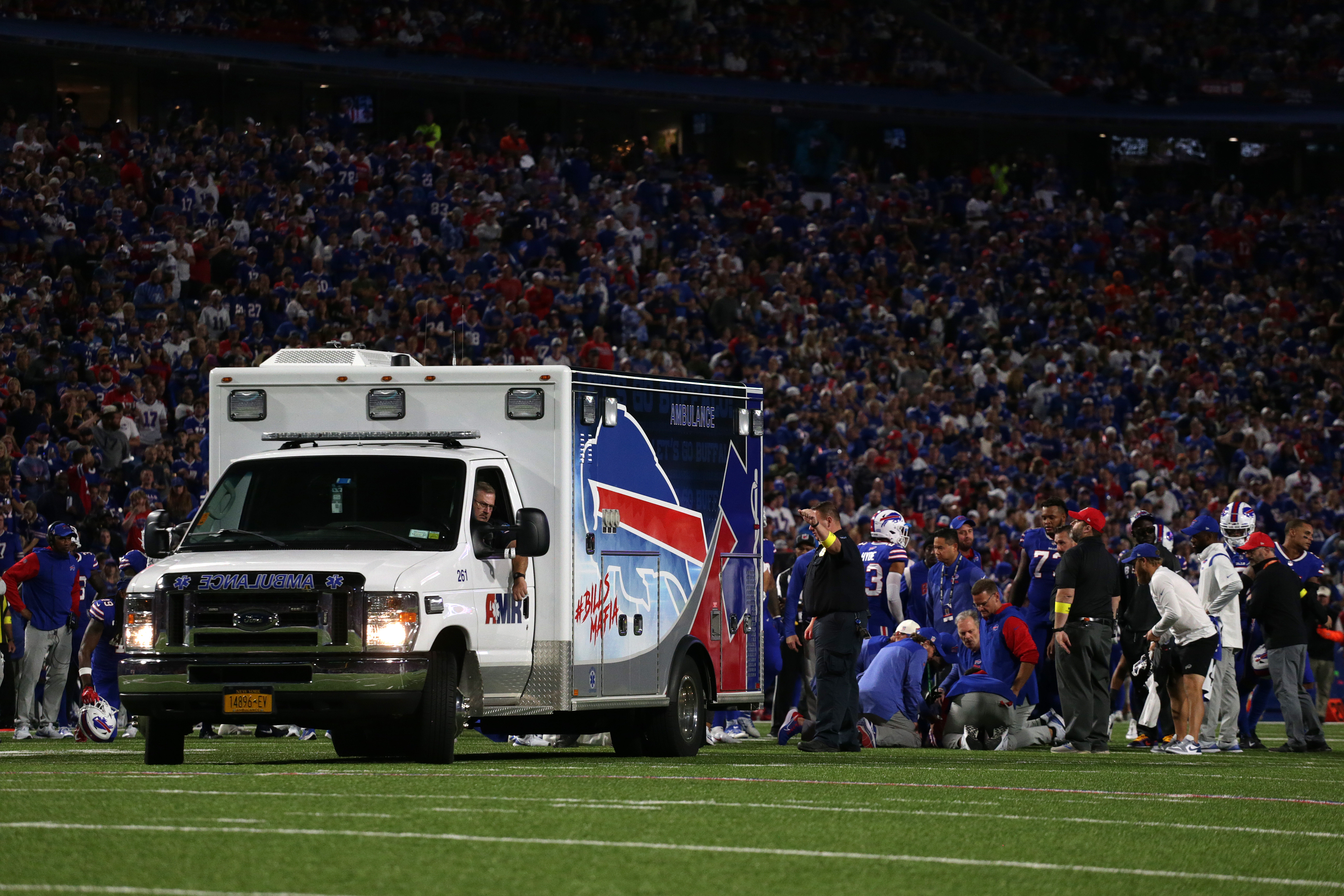 Dane Jackson returns to Bills practice 9 days after leaving field in an  ambulance vs. Titans