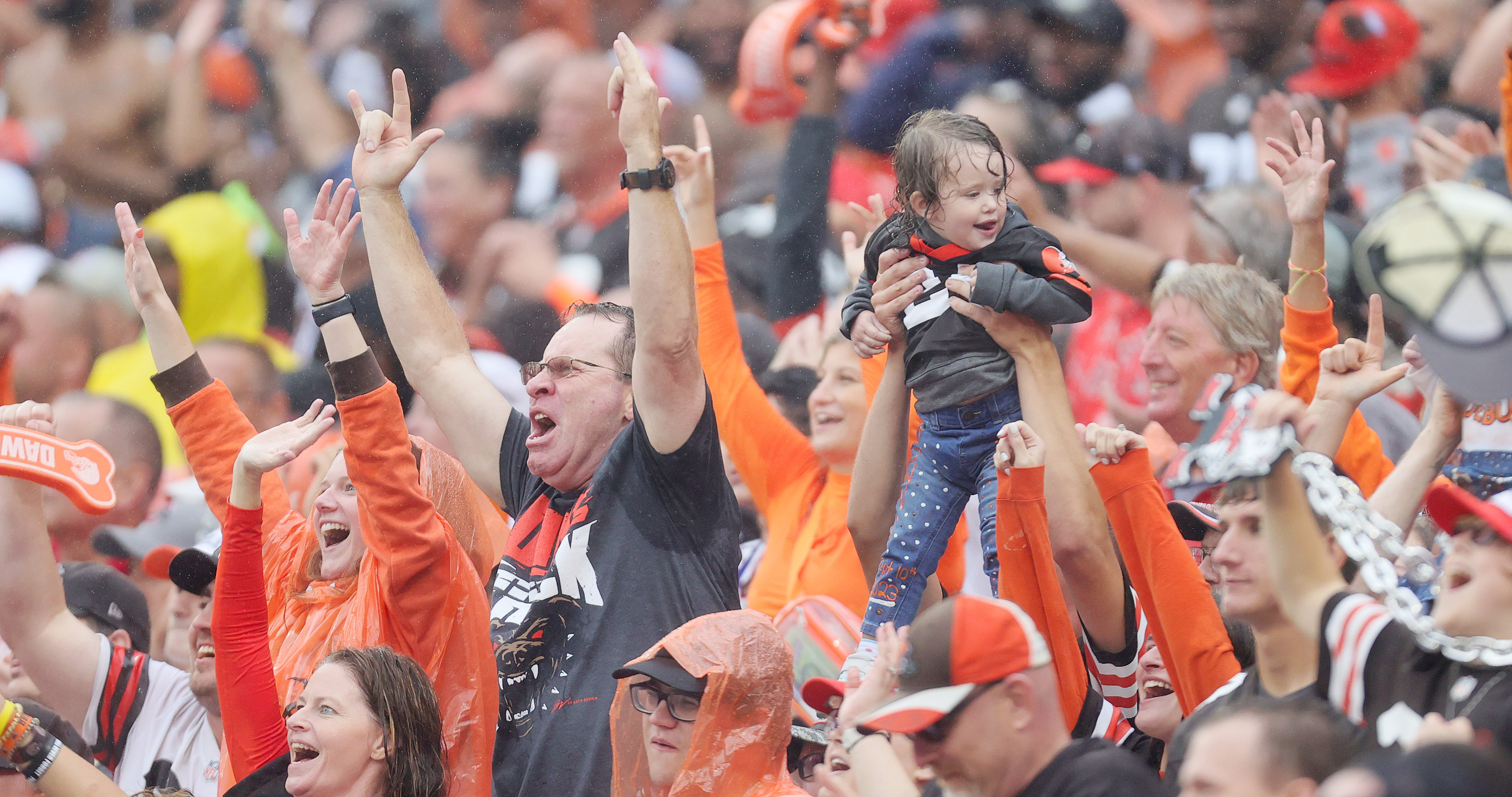 photographer John Kuntz's favorite photos from Cleveland  Browns' 27-14 win over the Houston Texans 