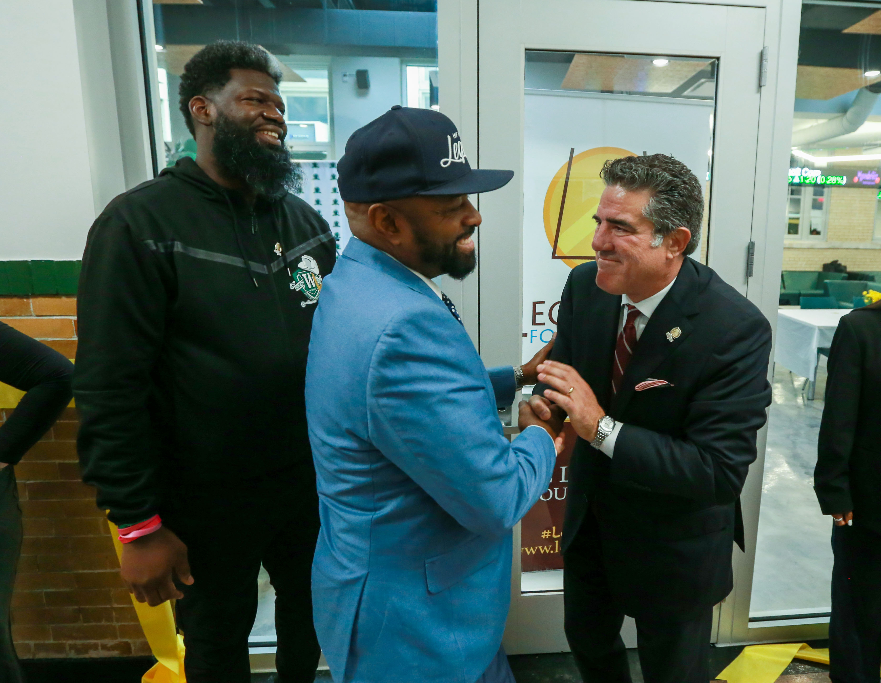 Naughty By Nature rapper unveils mentor program at Newark high school ...