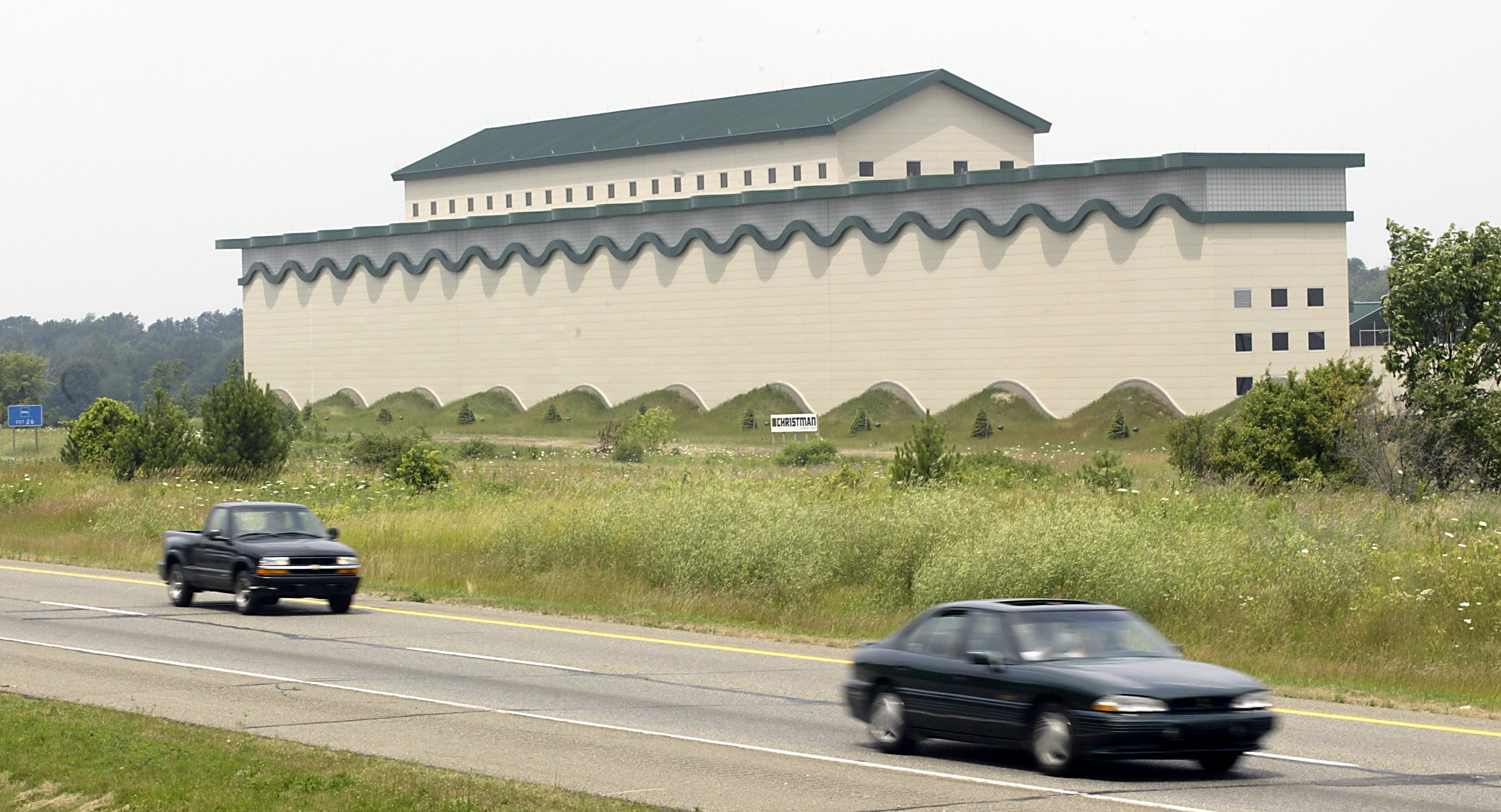 71 Lose Jobs As Mlive Closes Grand Rapids Area Printing Facility Mlive Com