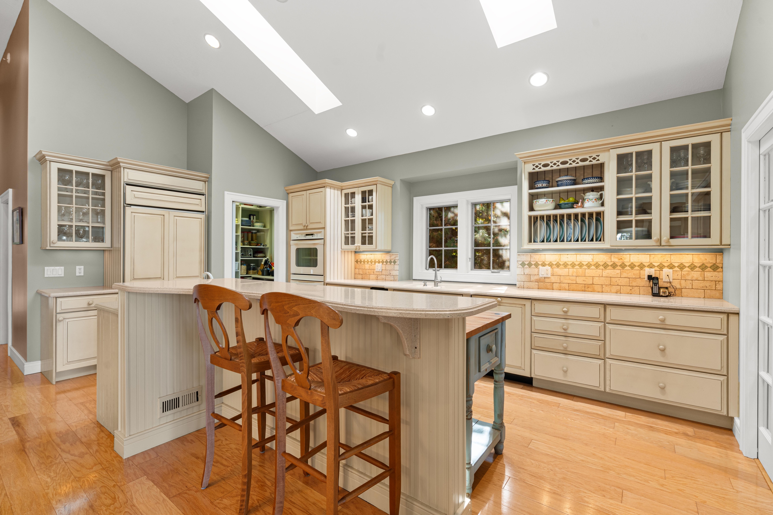 Interior photographs of 4093 Lake Shore Drive in Charlevoix, this gem is listed at $2,099,900 through Berkshire Hathaway HomeServices Michigan Real Estate – Traverse City and The Crane Group with associate broker Johnny Crane and his brother, co-listing agent Matt Crane.