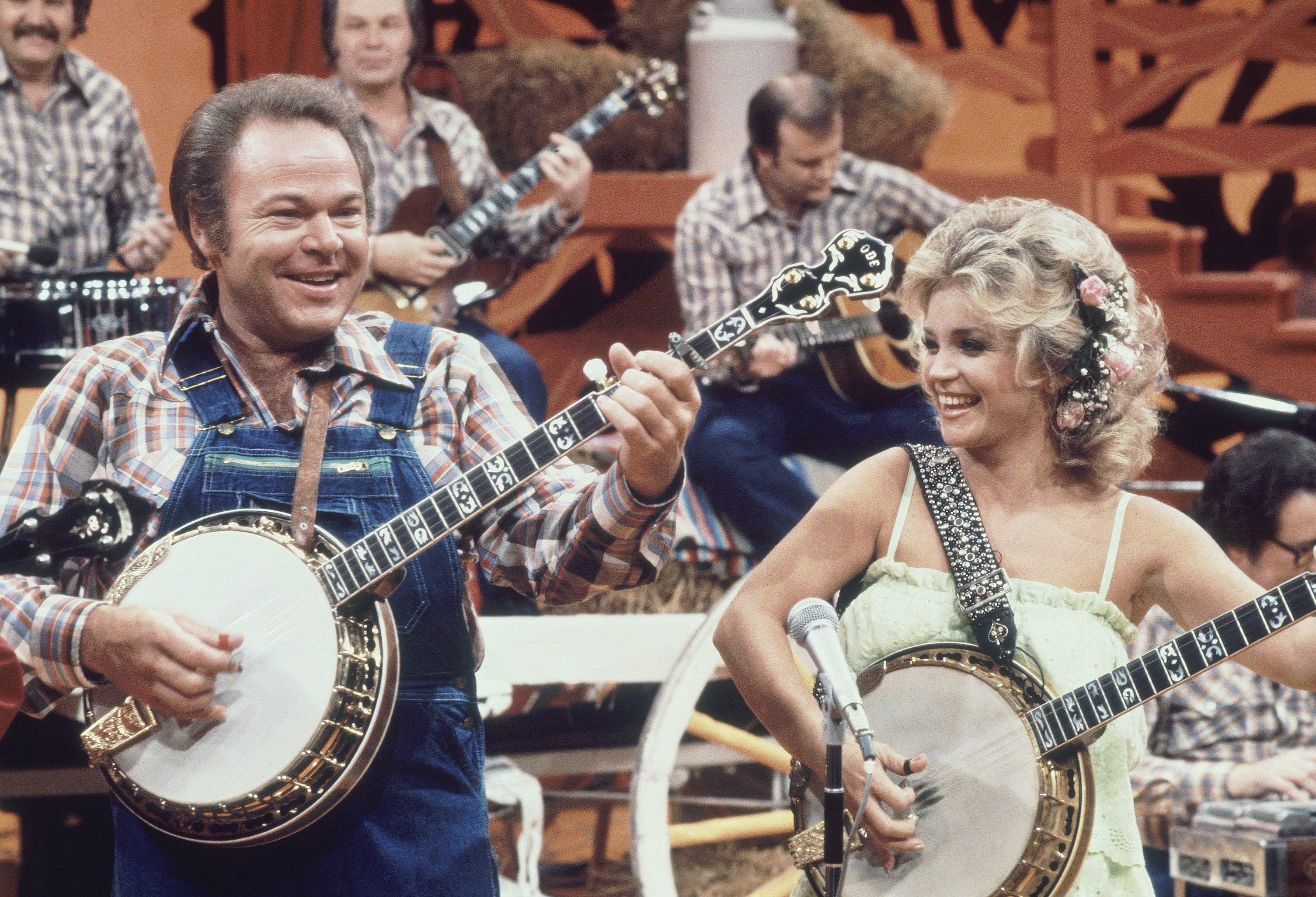 Roy Clark remembered: Beloved 'Hee Haw' star befriended local musician Paul  Kovac and others - cleveland.com