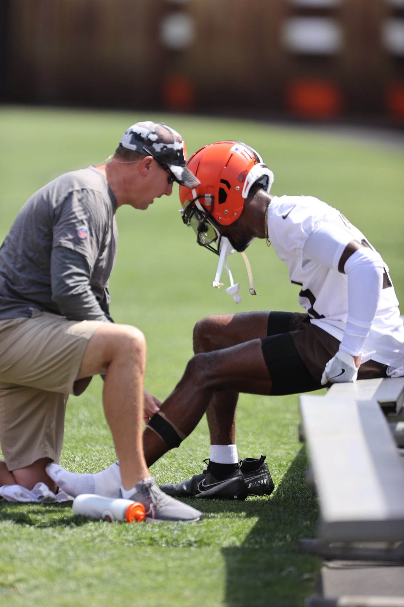 Browns' Denzel Ward Reportedly out 'A Few Weeks' with Calf Injury