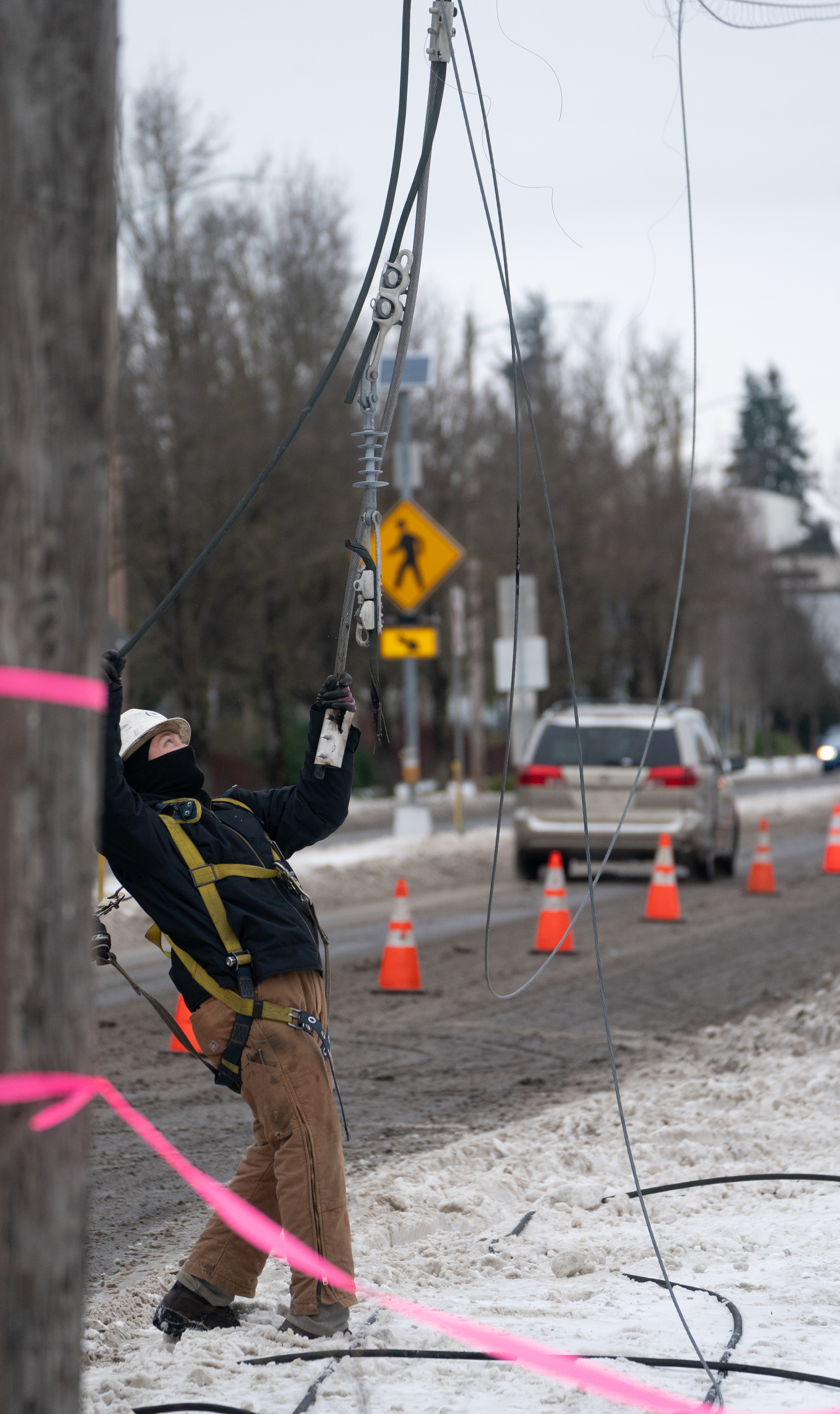 Utility crews work to repair power outages in Portland - oregonlive.com