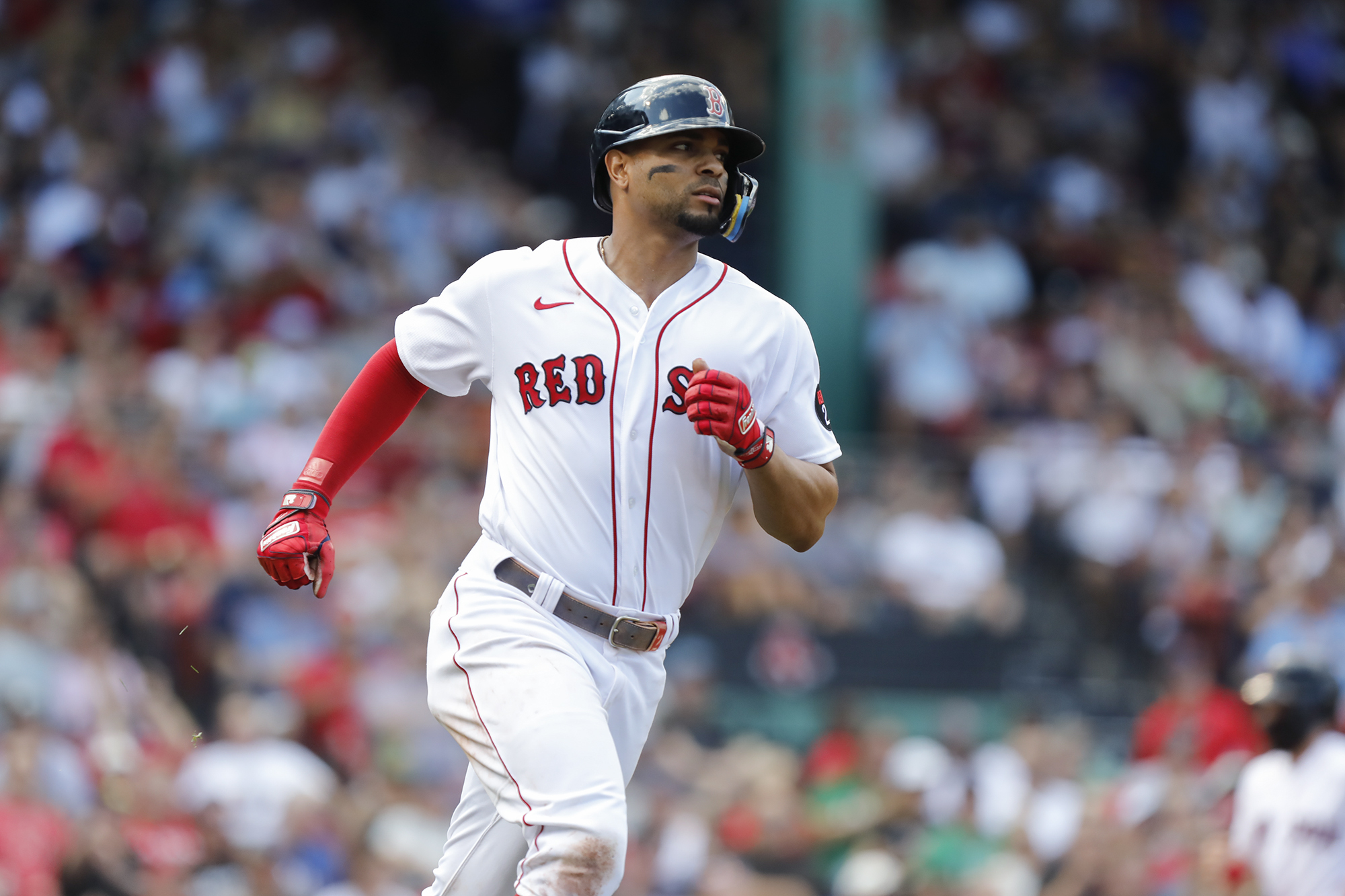 In a rain-shortened Red Sox win, Xander Bogaerts provided one more great  moment for the Fenway faithful - The Boston Globe