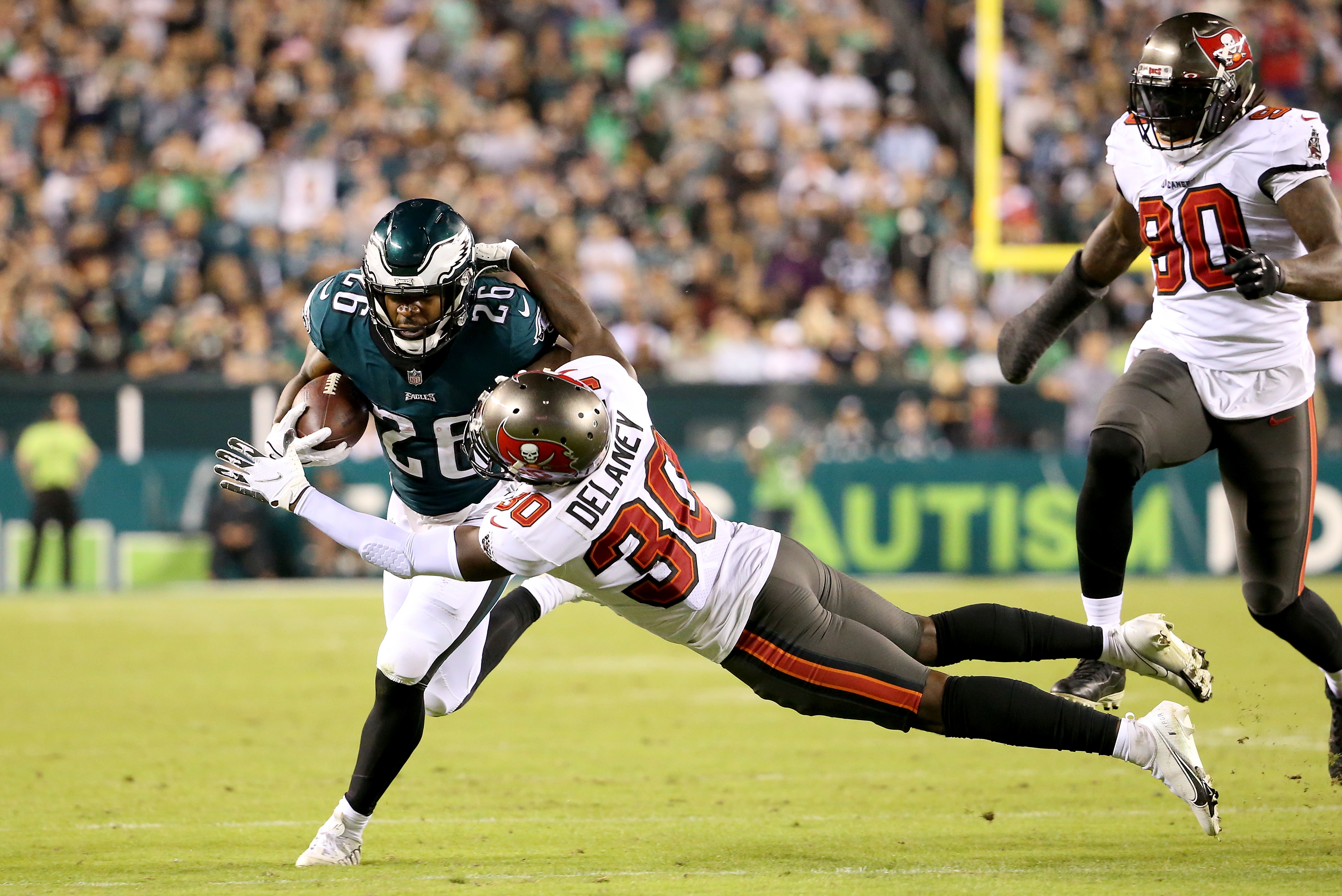 How Eagles' Jalen Hurts, Jordan Mailata kept each other focused after major  mistakes in win over Panthers 