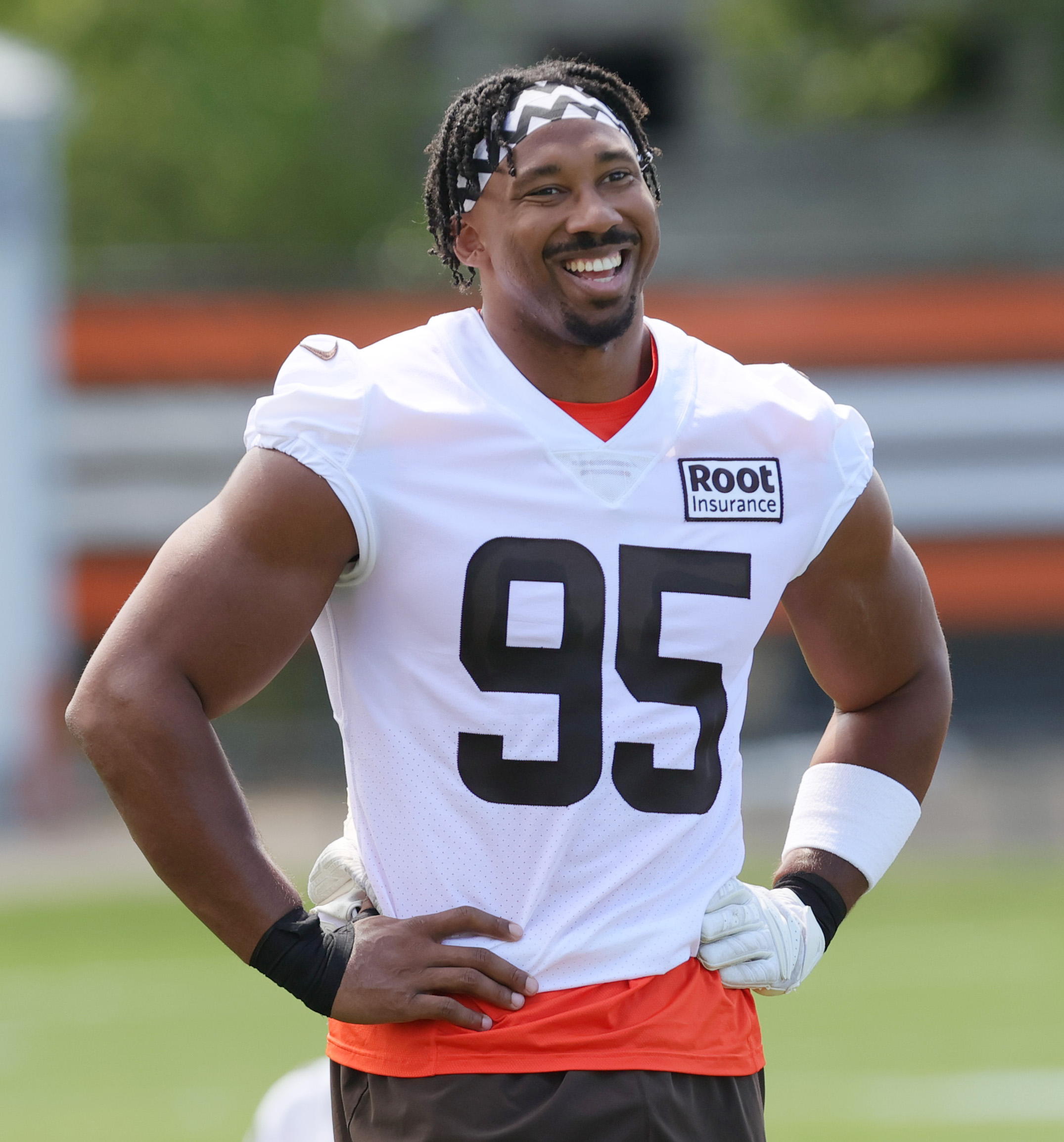 Cleveland Browns Defensive End Myles Garrett Signs Deal With Reebok