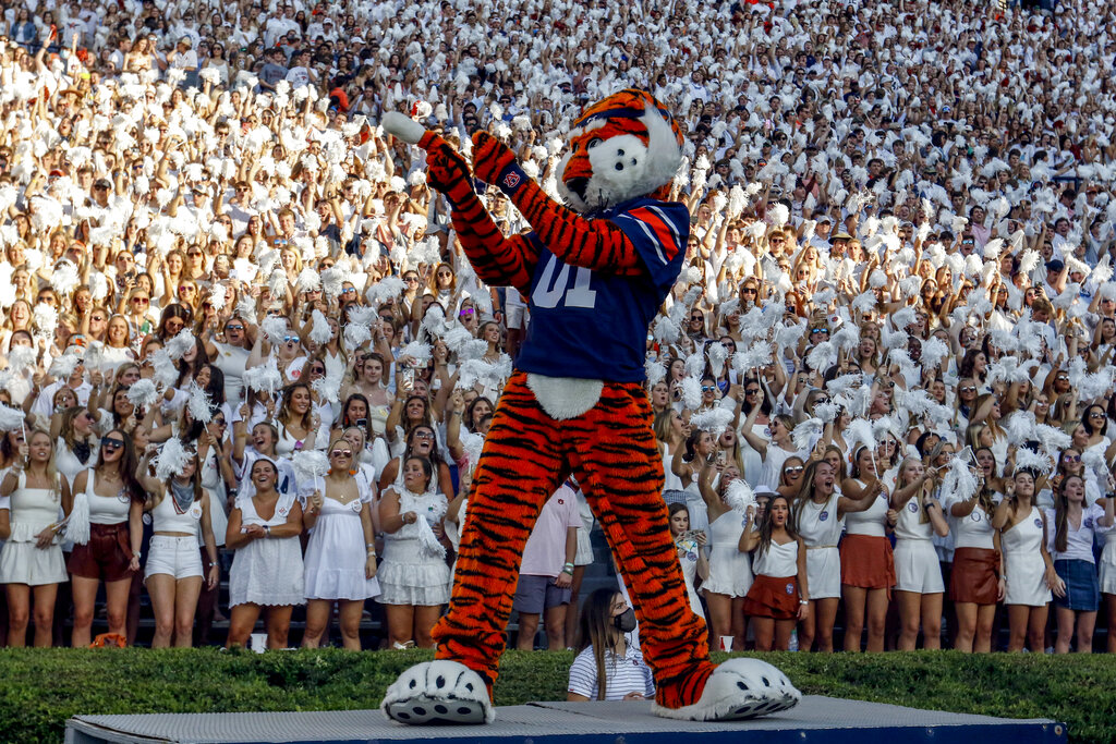 Auburn Tigers football returns home to face Georgia State Panthers