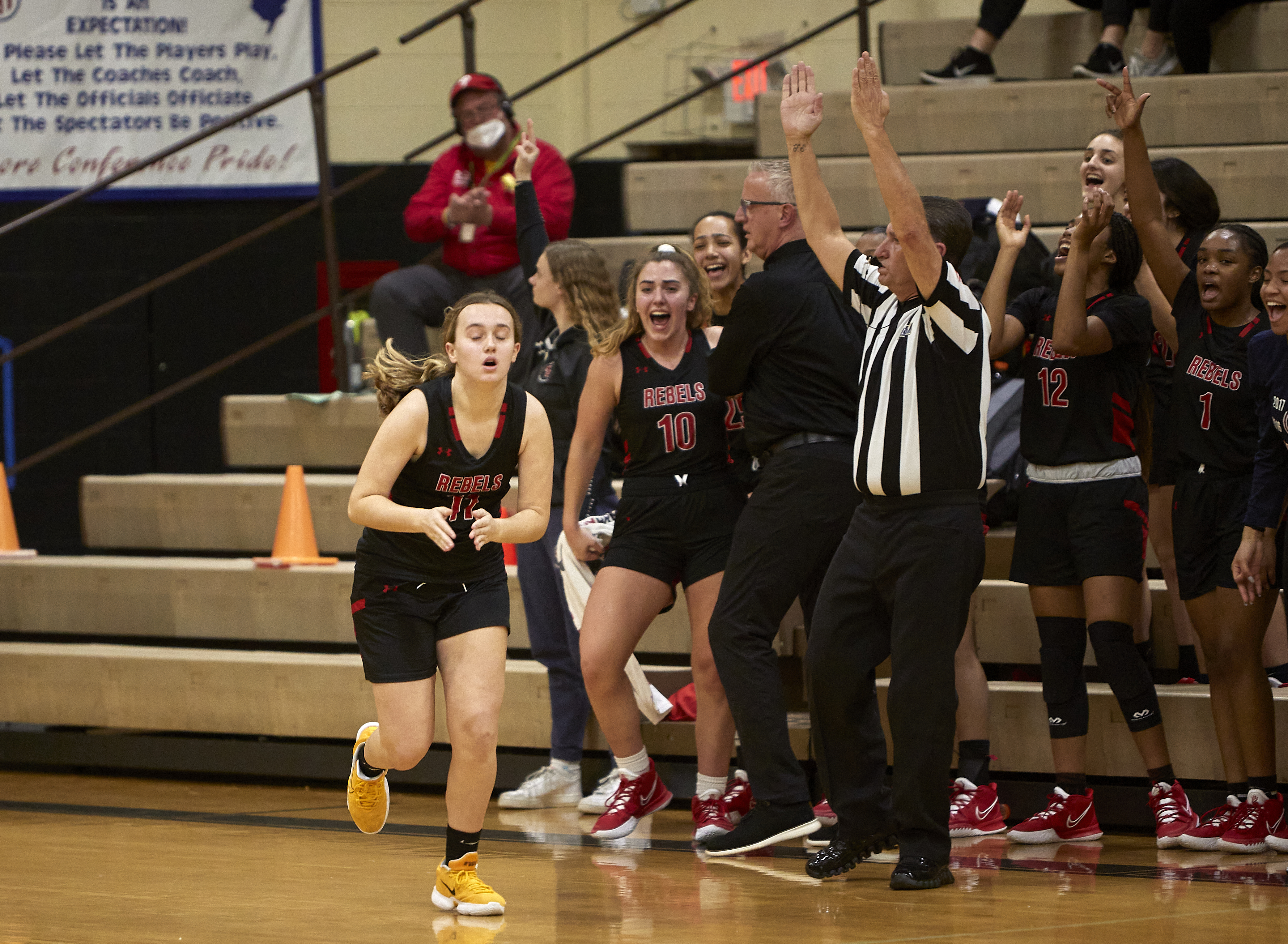 ruckensacark new rebels