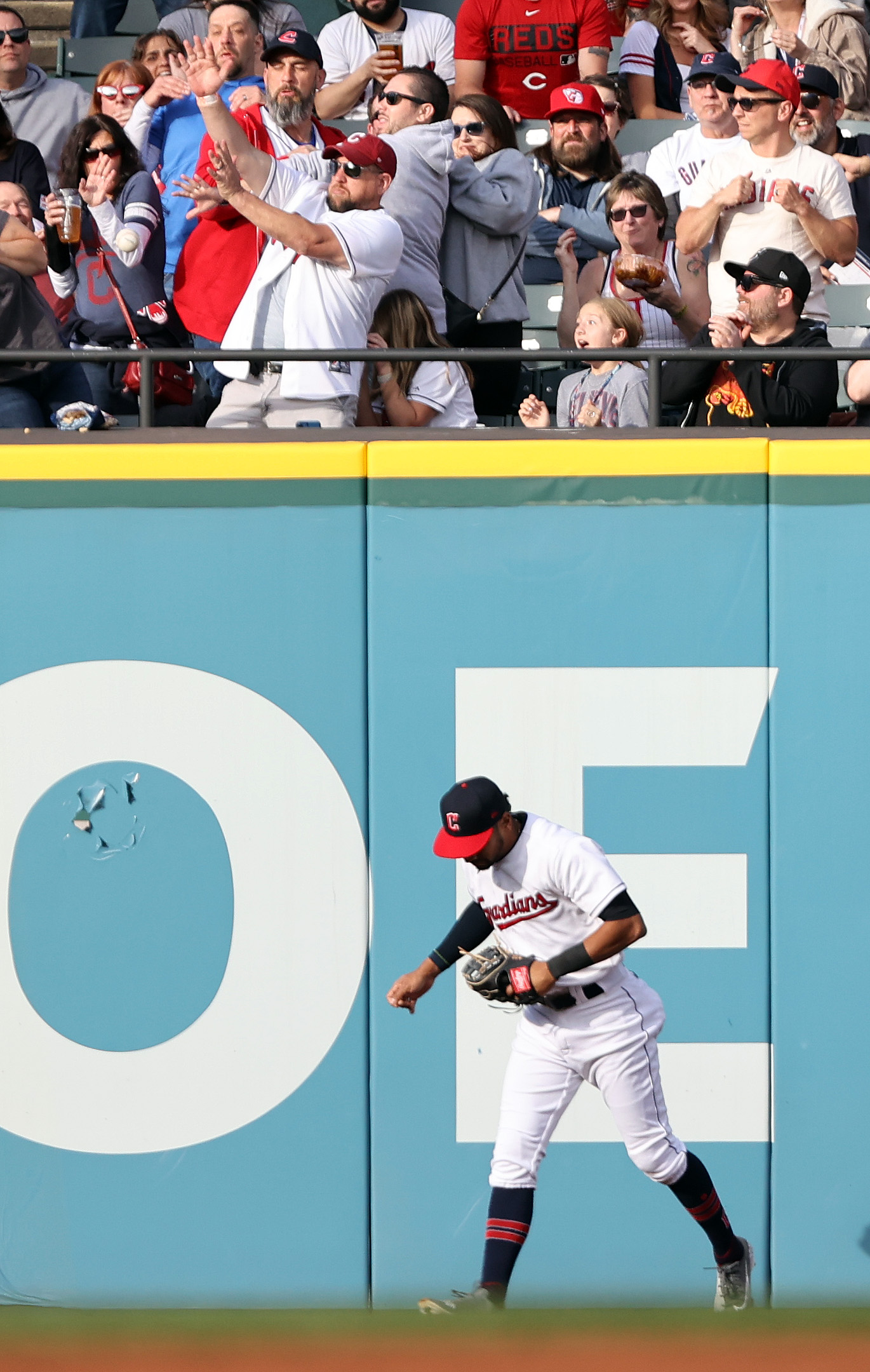 Reactions: Tyler Naquin hits game-tying, two-run homer for Reds vs.  Guardians