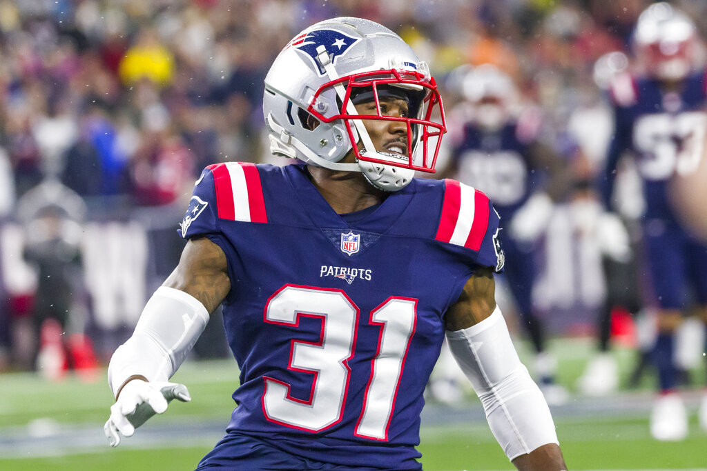 Jonathan Jones is ready to lead Patriots' next wave in secondary