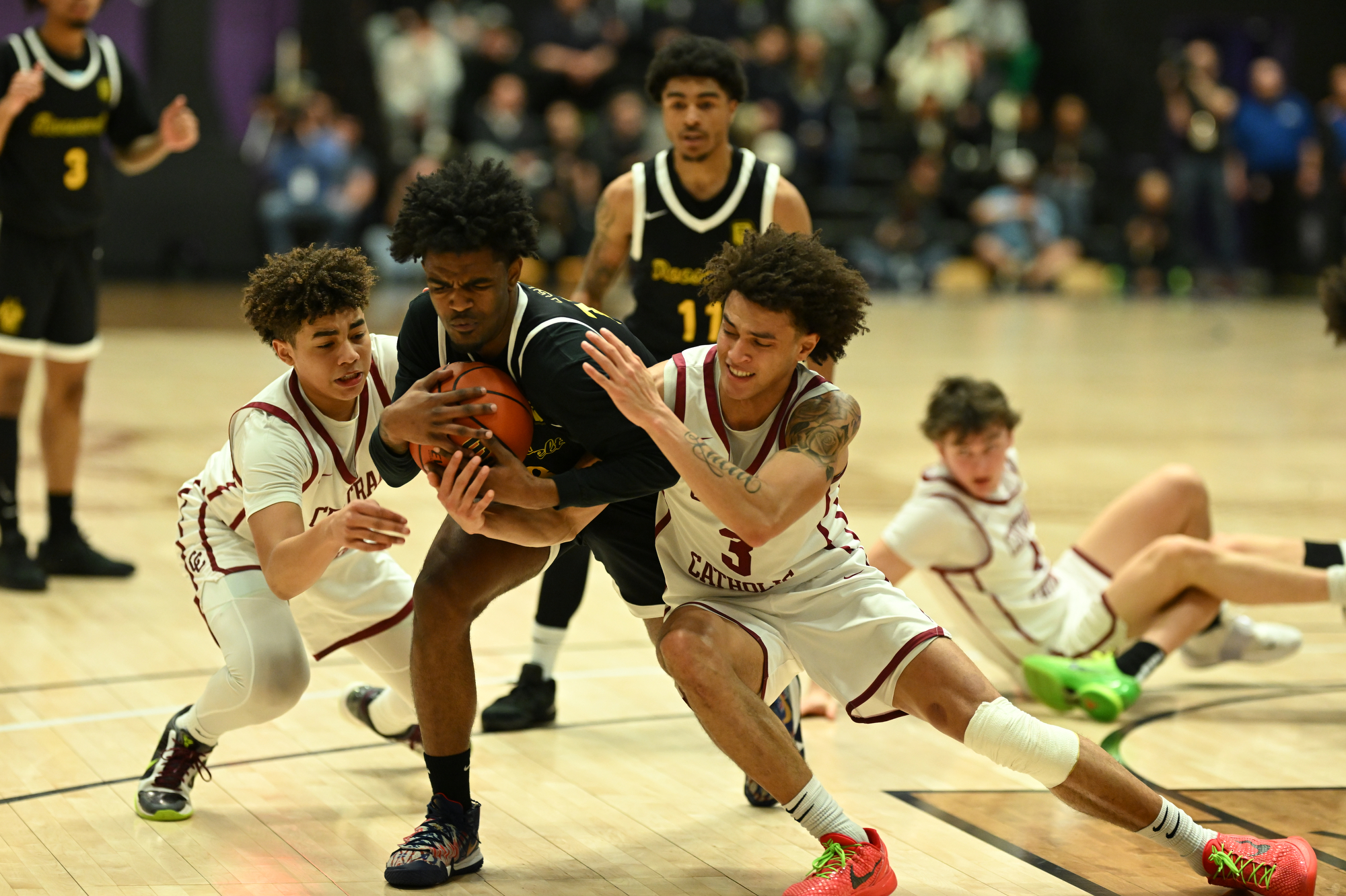 Central Catholic beats Roosevelt in Oregon 6A boys basketball ...