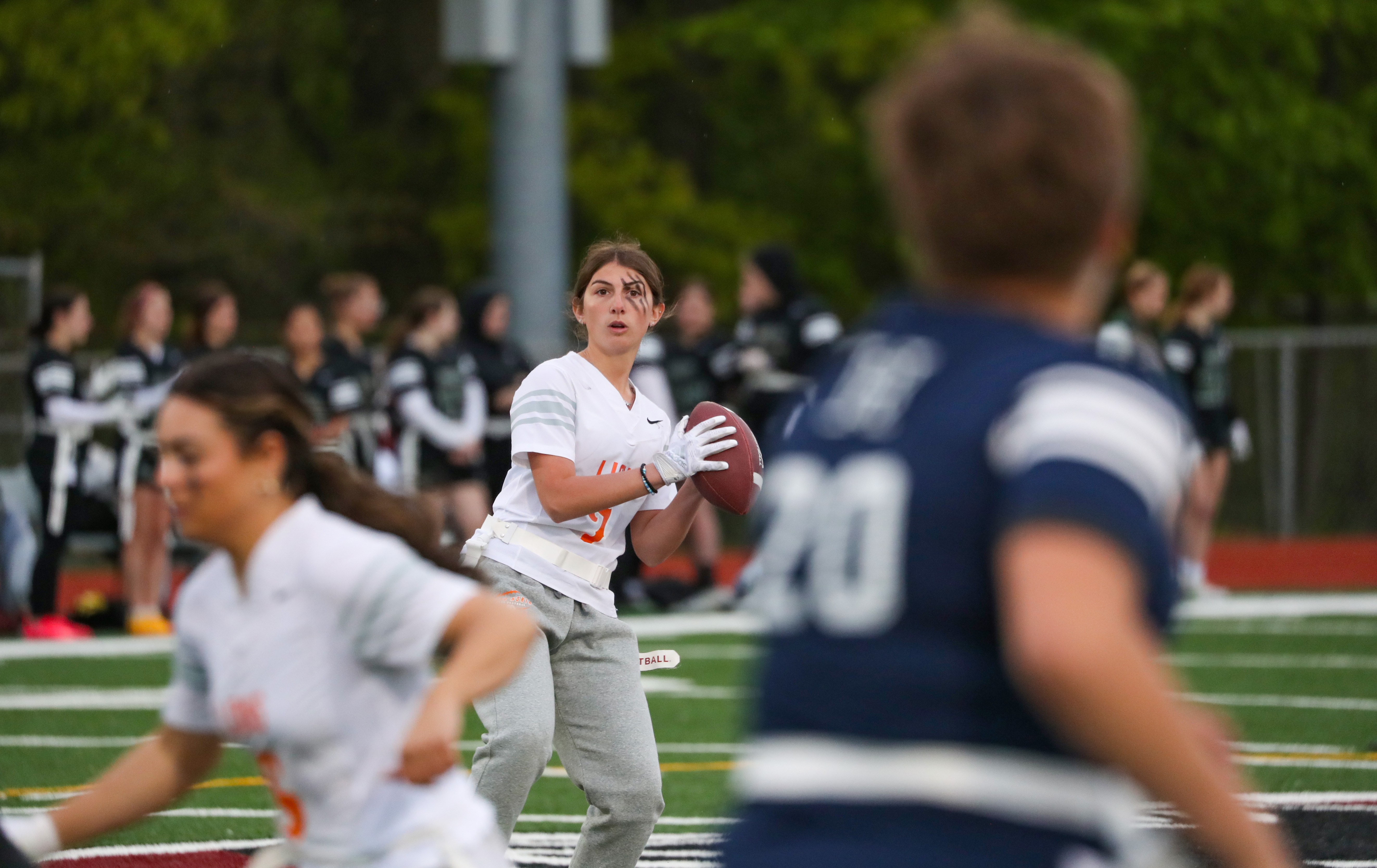 New Jersey quarterback shines in girls' flag football showcase