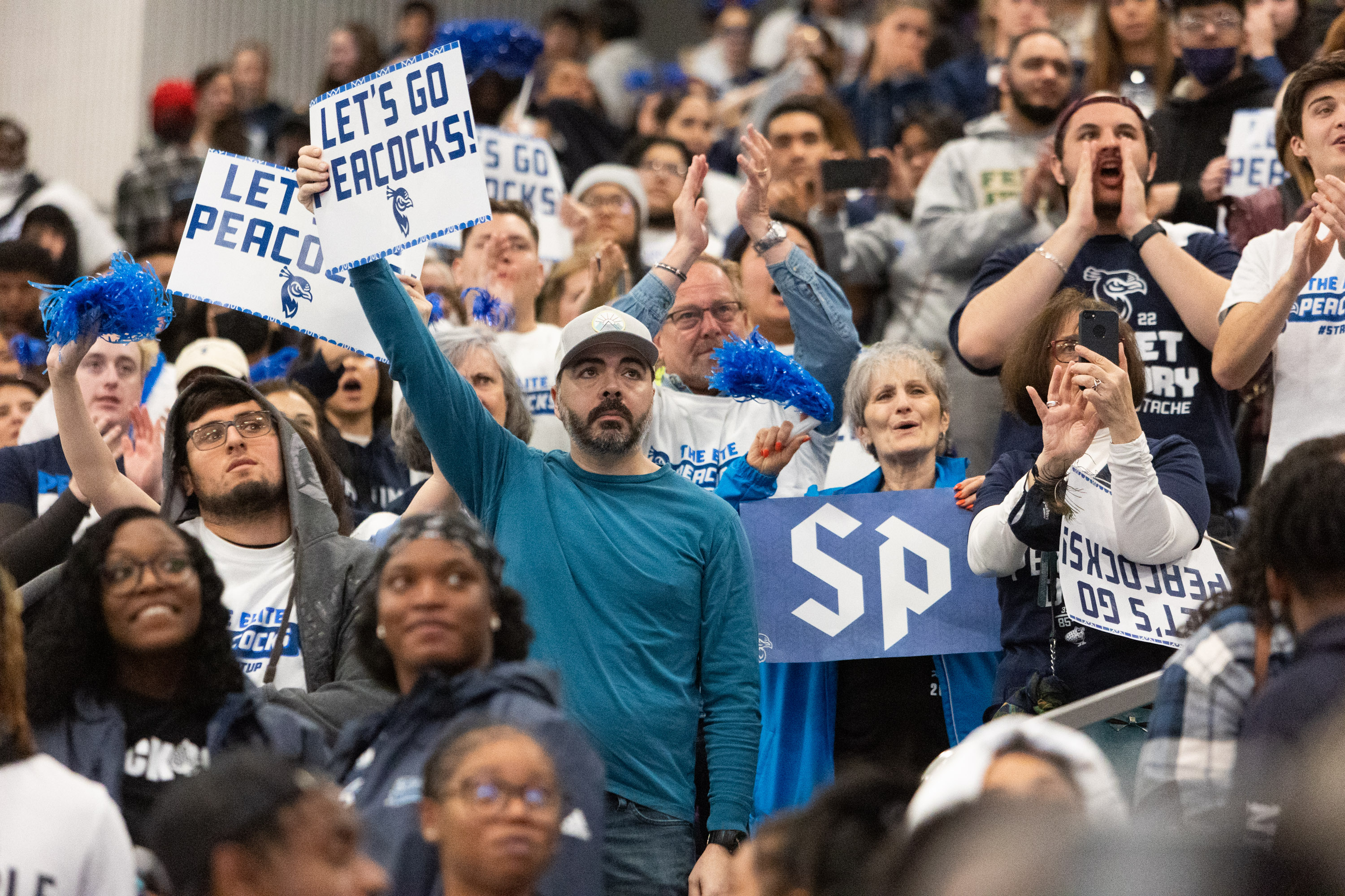 St. Peter's fans watch St. Peter's University vs. North Carolina game ...