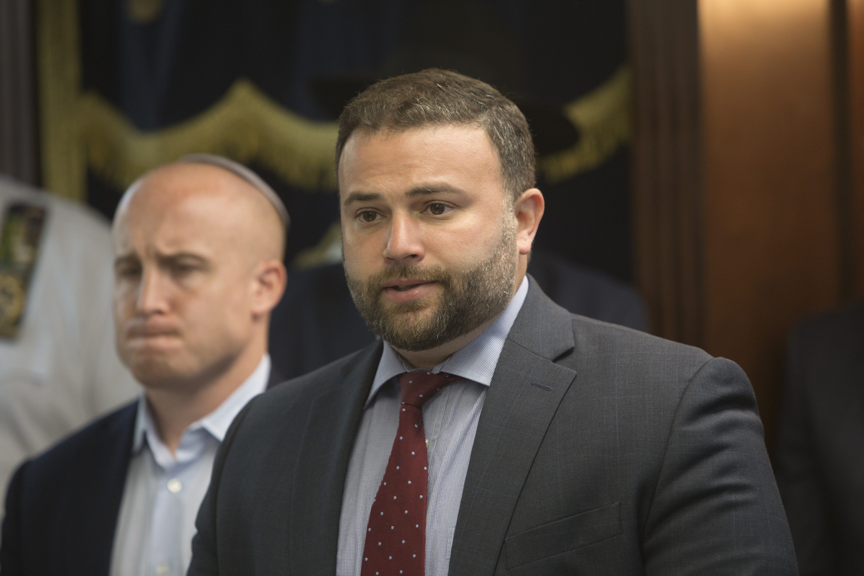 Officials paint over hate speech at unity rally at Chabad on Staten ...