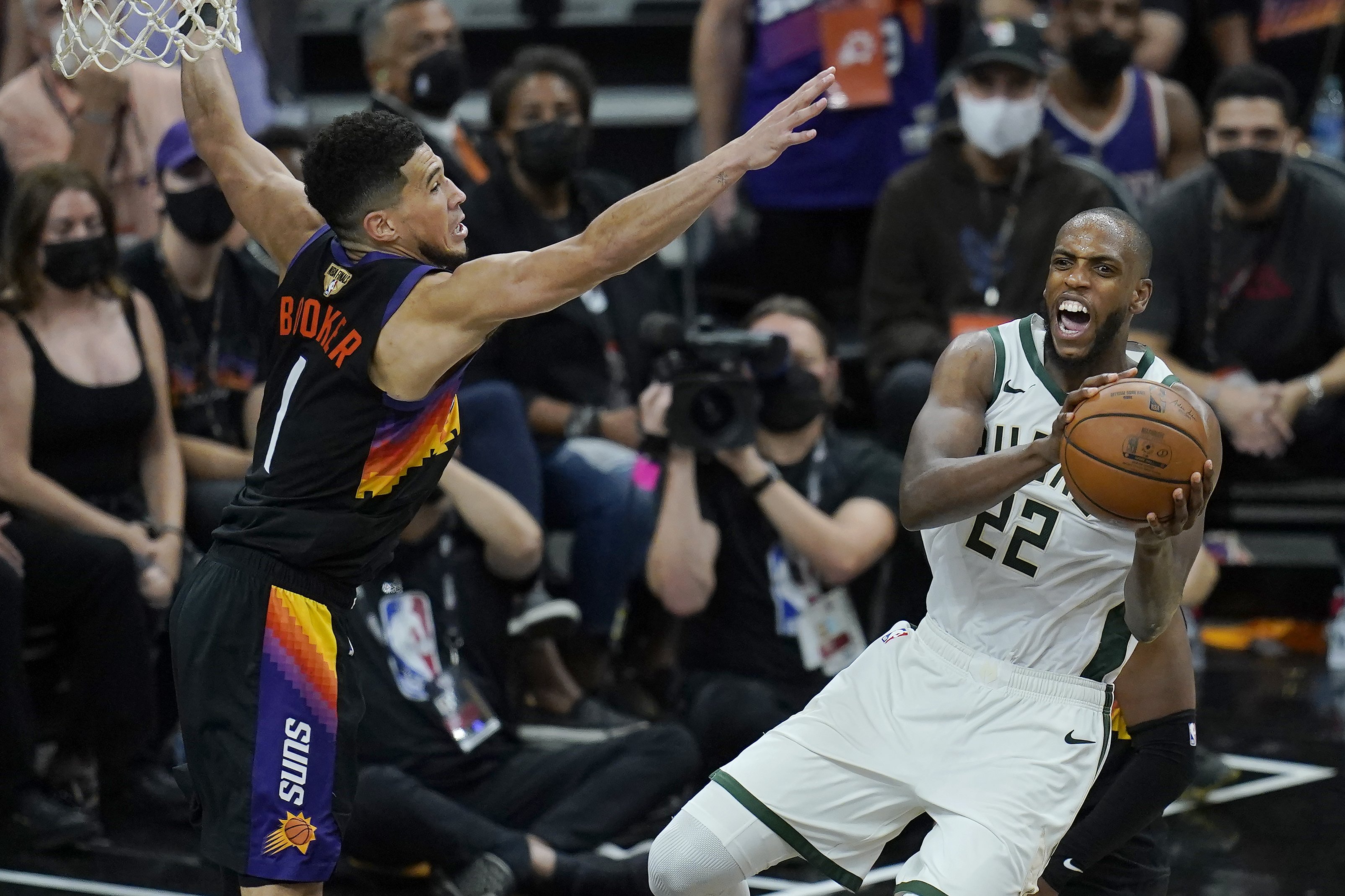 Phoenix Suns vs Milwaukee Bucks free live stream, Game 3 score, odds, time, predictions, TV channel, how to watch NBA Finals online (7/11/21)