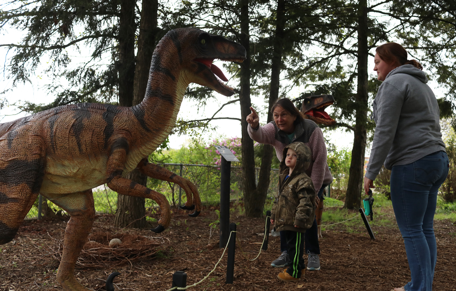 Dino Park On Western Michigan University Campus Offers Window Into Mesozoic Era Mlive Com