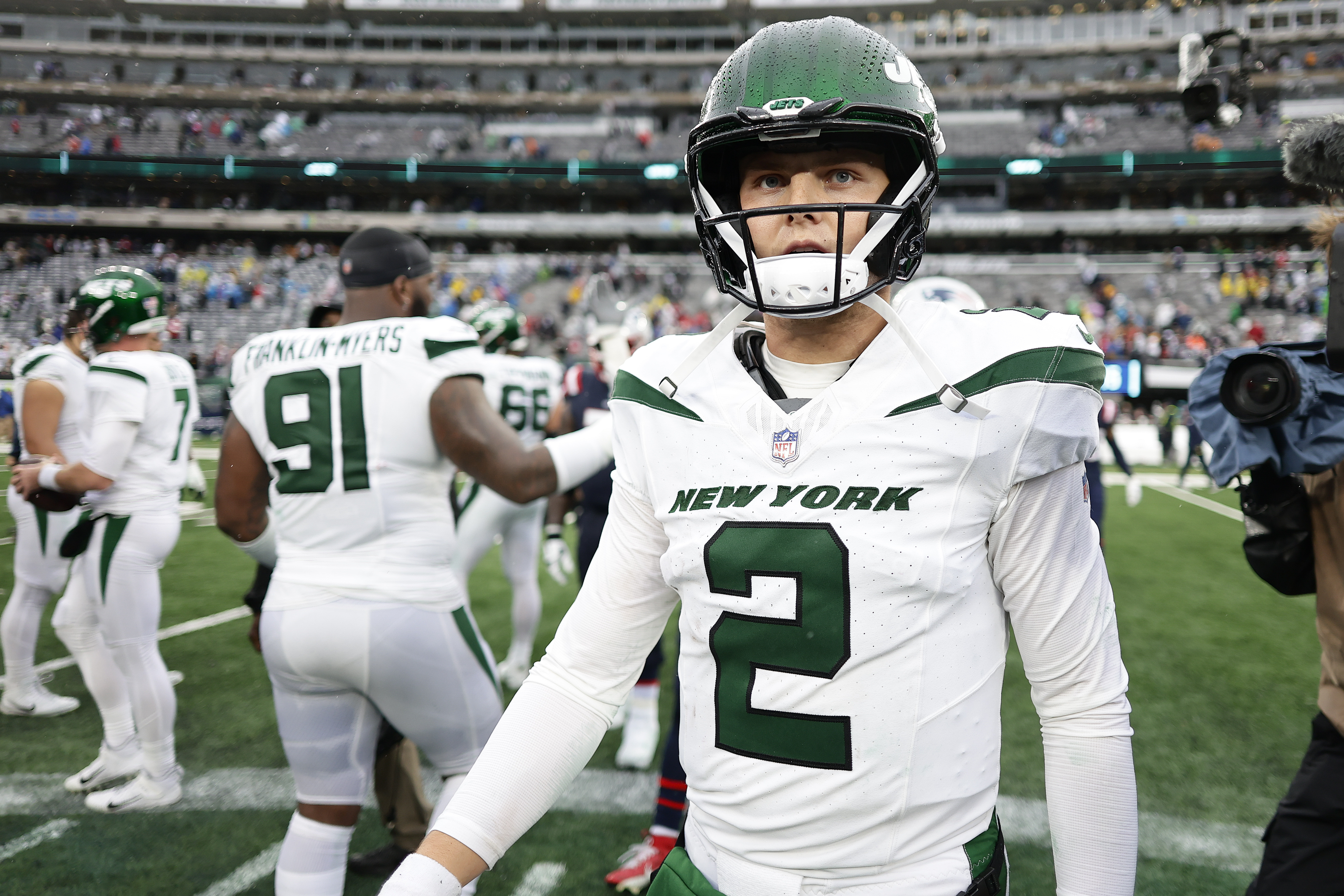 Jets QB Zach Wilson responds to four-interception day: Fans 'should be  booing'