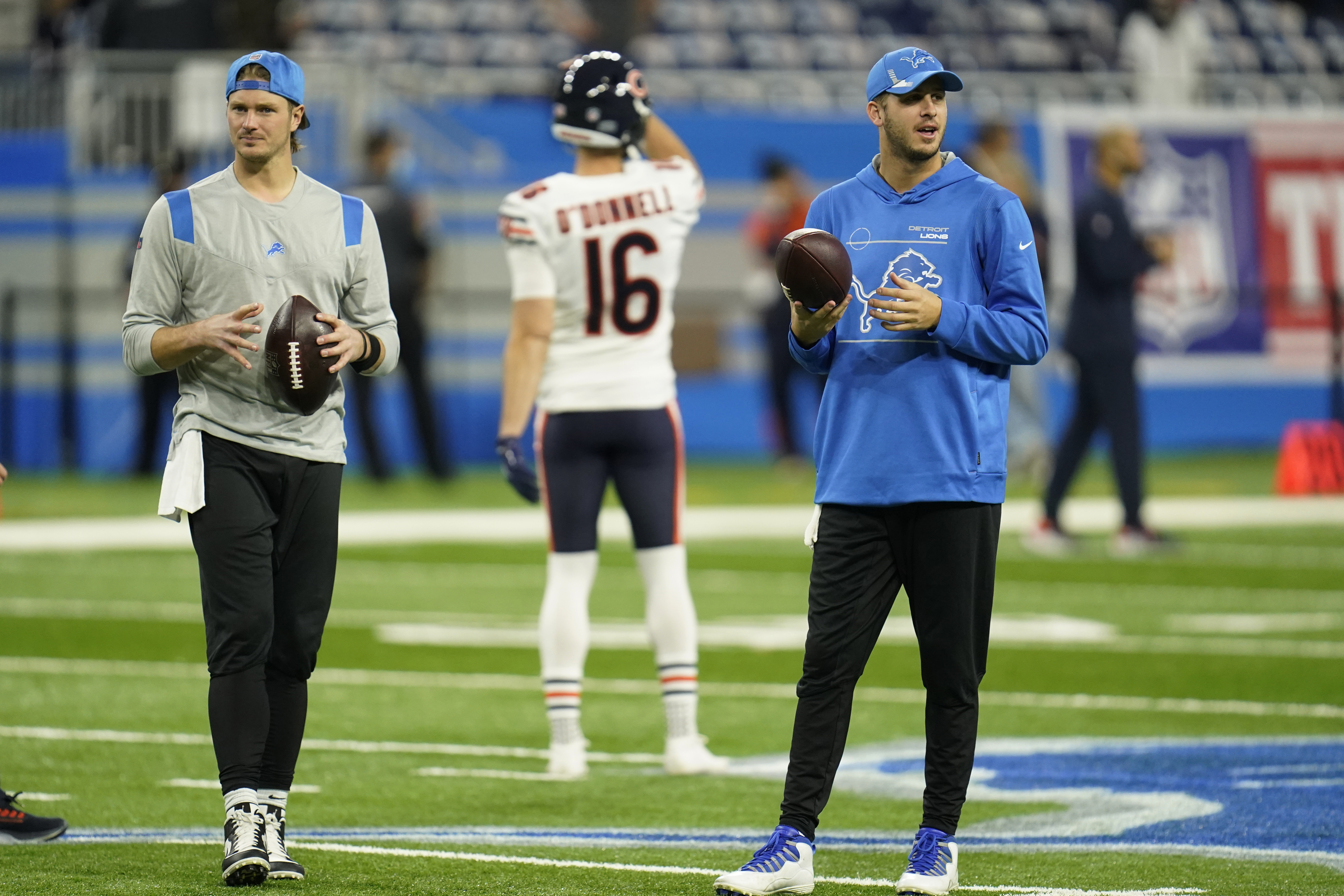 Patriots tease throwback red uniforms ahead of matchup vs. Lions