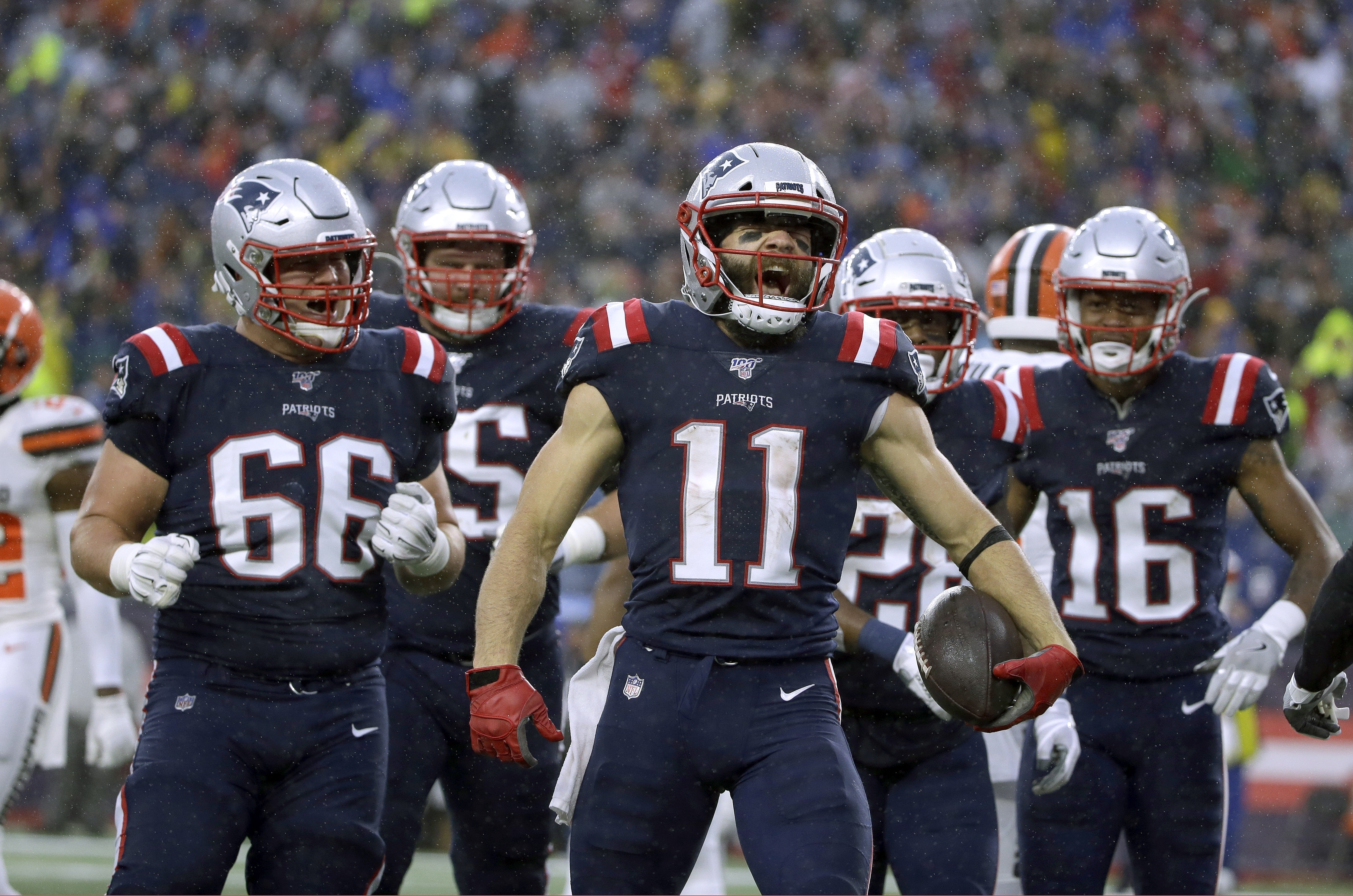 Mac Jones, Julian Edelman and a new connection between Patriots eras - The  Athletic