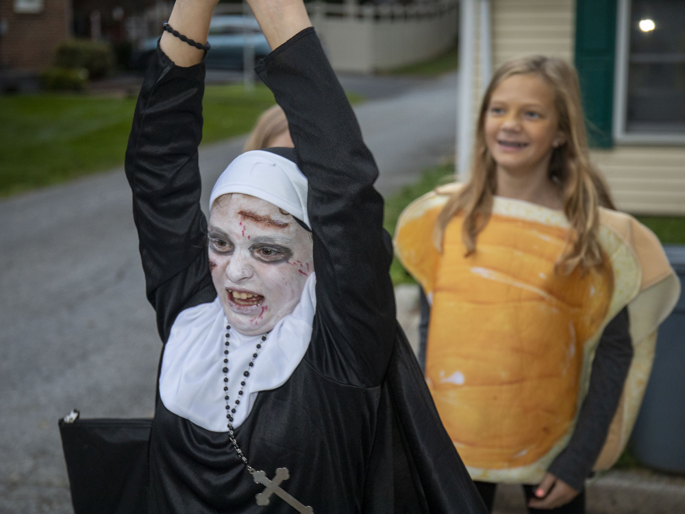 Mechanicsburg holds Halloween Parade after a year off due to COVID