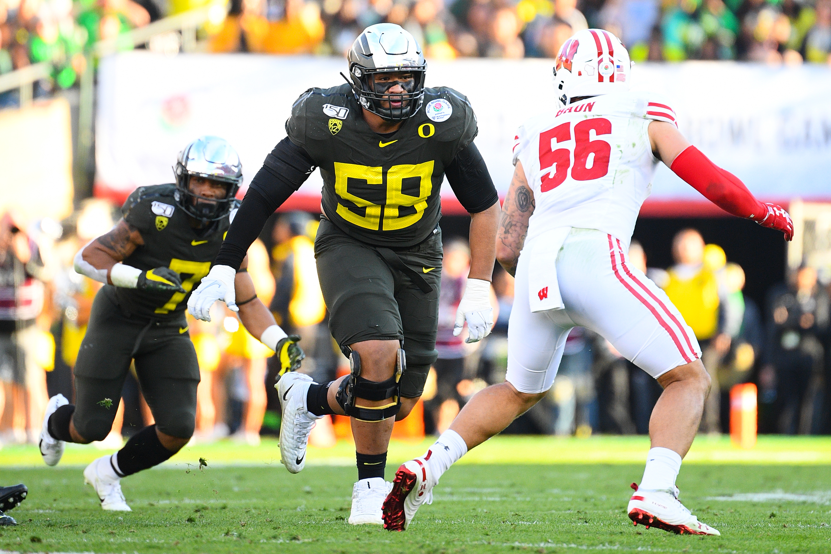 Where is Oregon tackle Penei Sewell projected to go in the 2021 NFL Draft?  Six experts make their picks - oregonlive.com