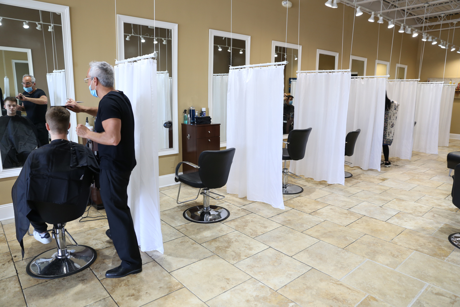 Salons and barbers open in Ohio on May 15, 2020
