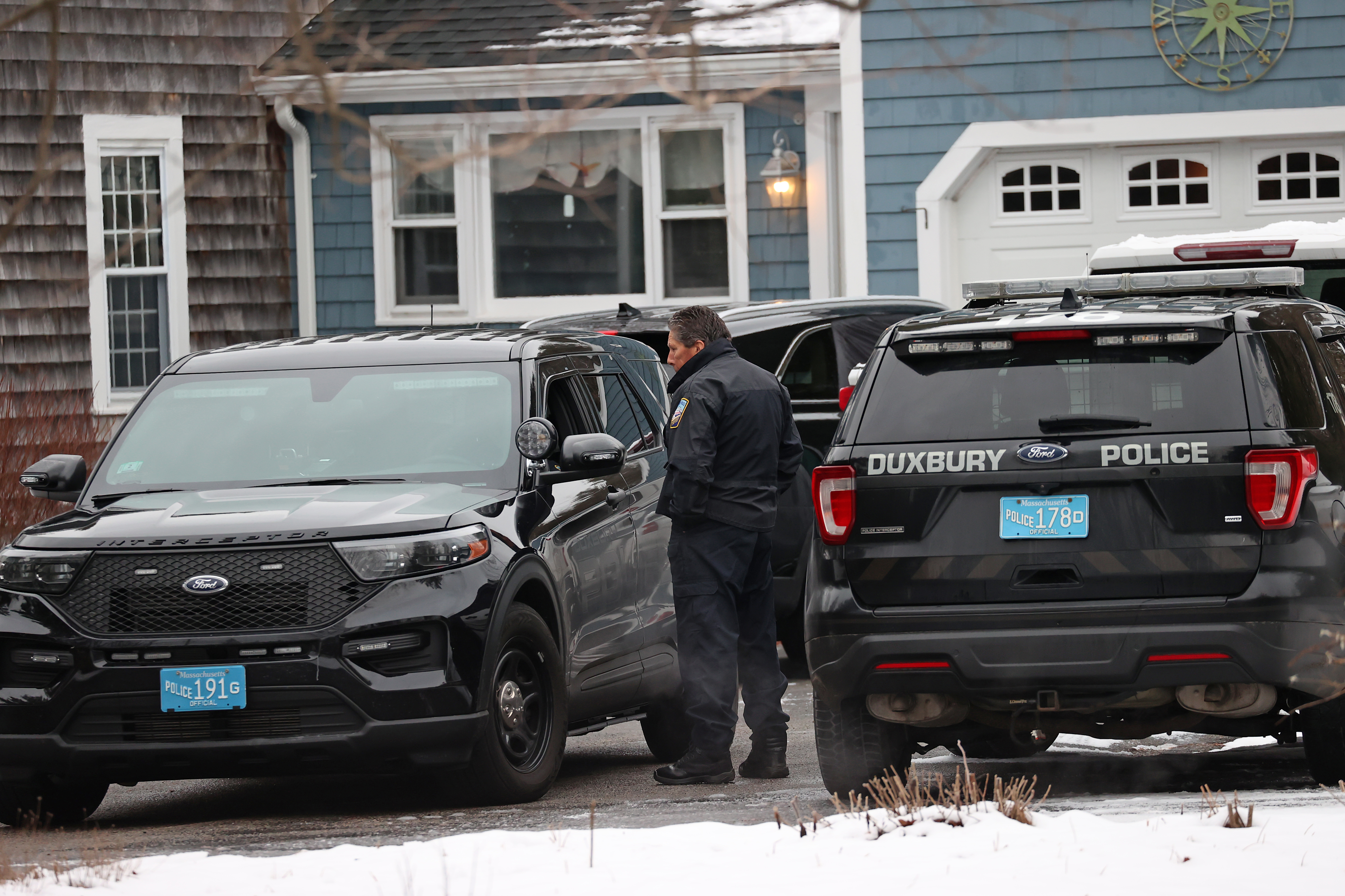 A man reported that a woman had attempted to kill herself at a residence on Duxbury Street in Summer, MA. The bodies of the two deceased children were discovered by the police in the house. Fire and police were called to the home by the man who called from outside 47 Globe Boston.