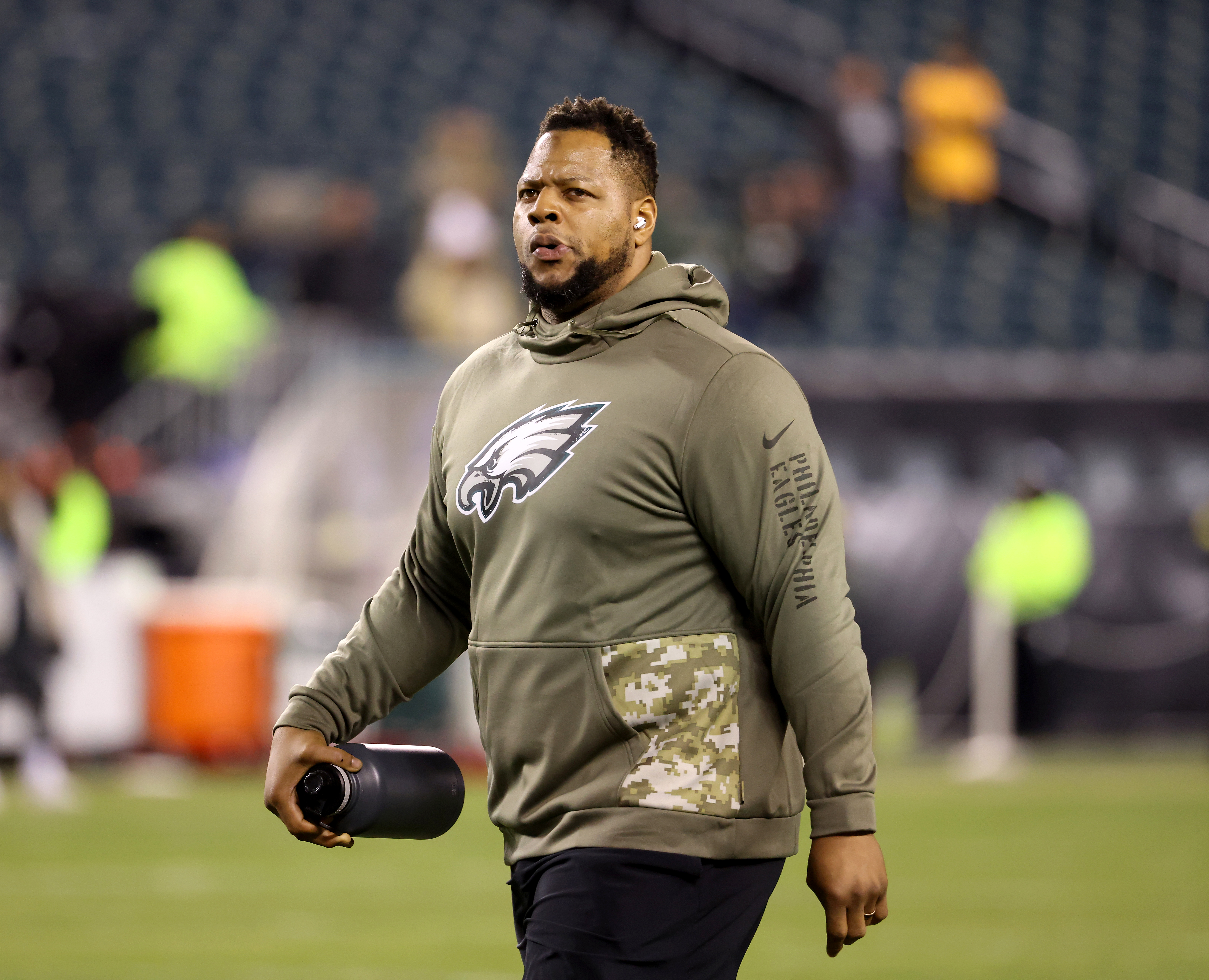 Ndamukong Suh to wear jersey No. 74 for the Philadelphia Eagles