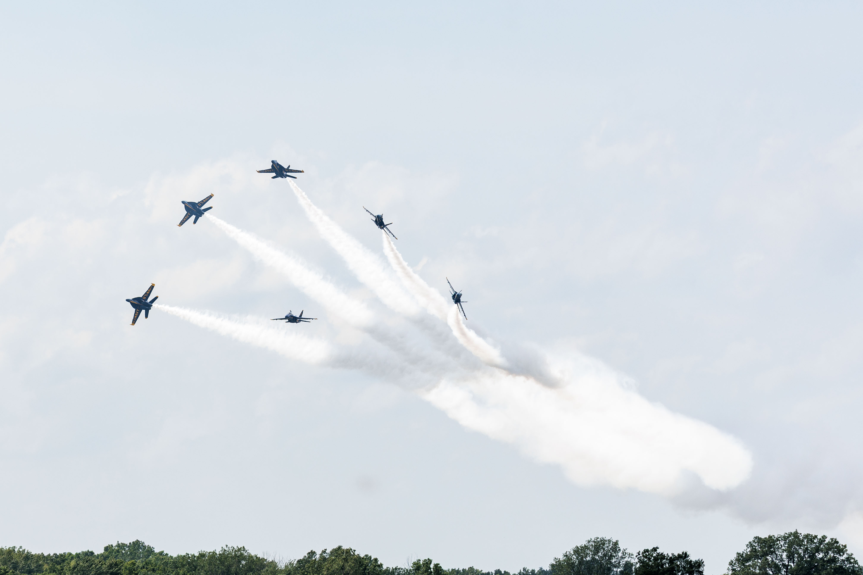 飛鸞　Mile 2025 Thunder over Michigan air show 2025 - mlive.com