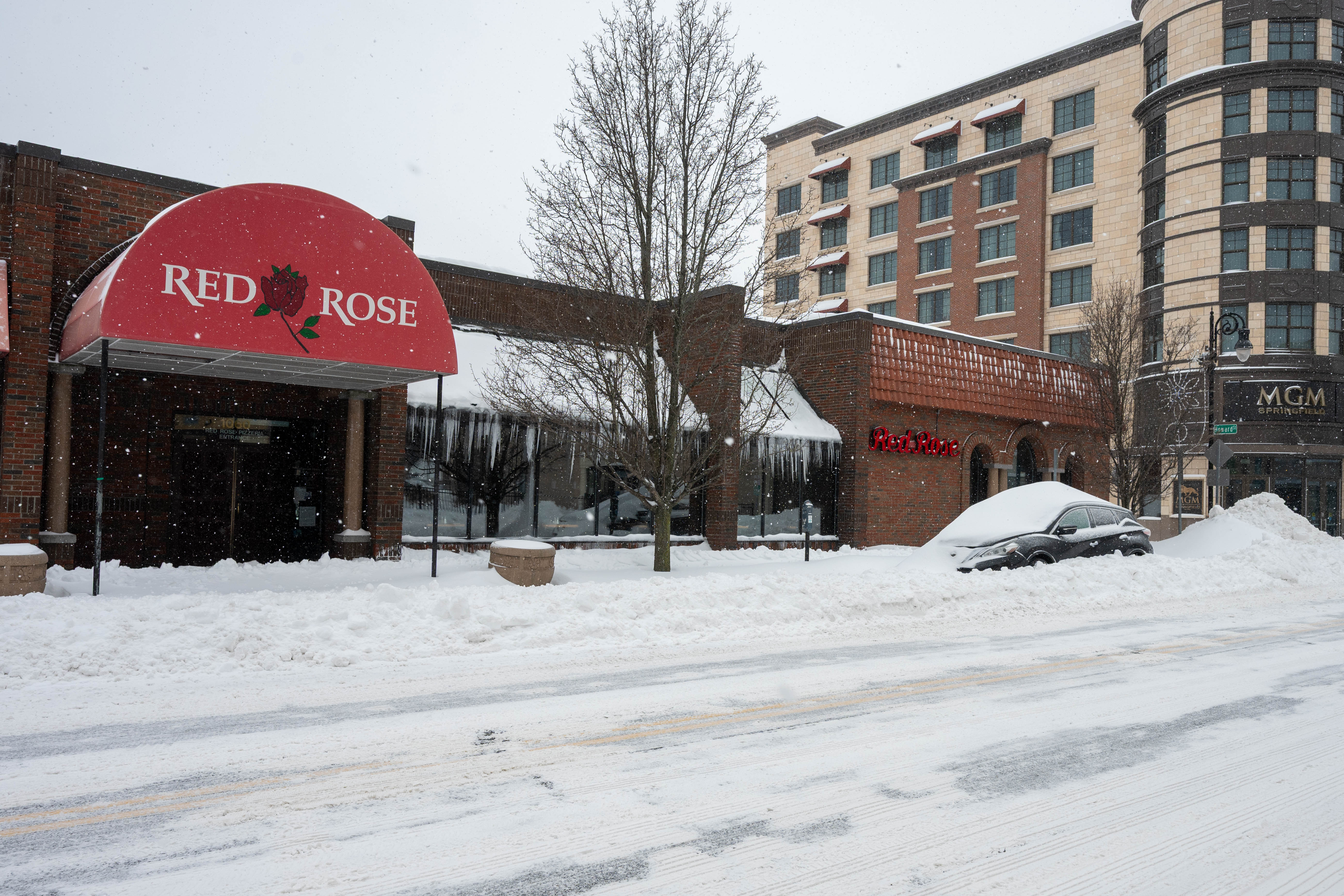 Check out photos from the Jan. 25-26 snowstorm in Massachusetts ...