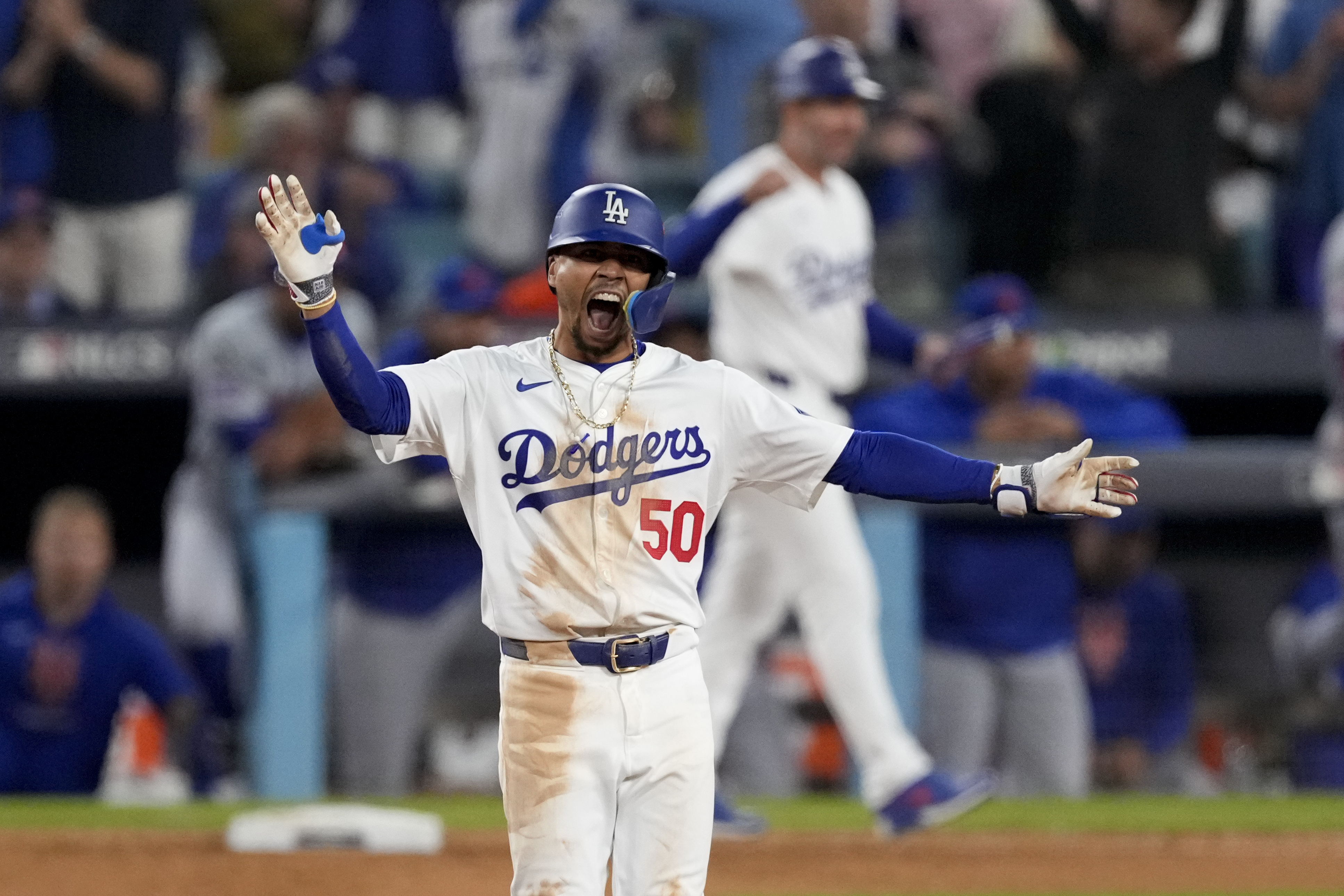 Mookie Betts mocks Yankees legend after World Series Game 2 win