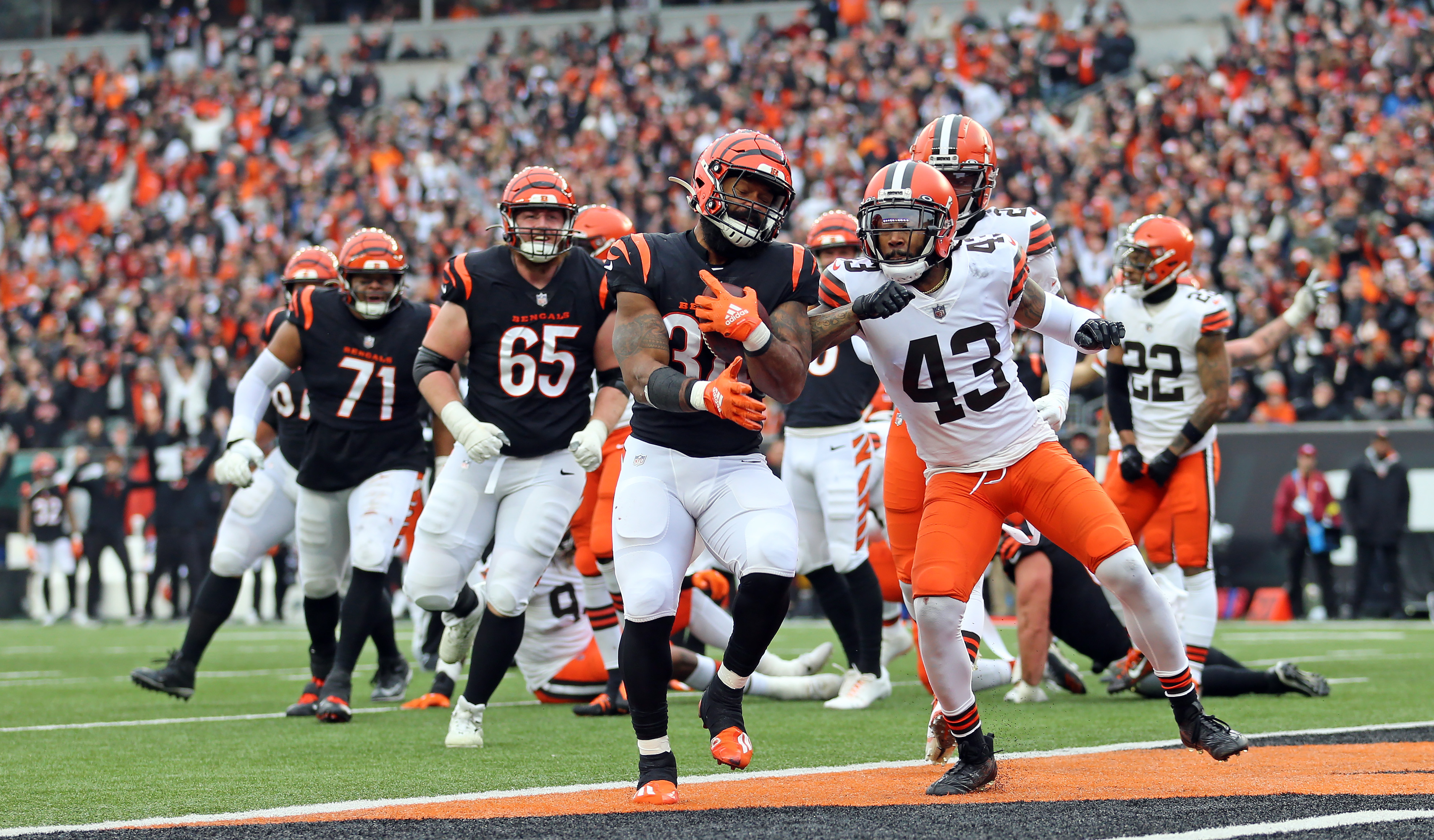 Super Bowl 2022: Who was the guy running onto field for a penalty during  Bengals' interception celebration? 