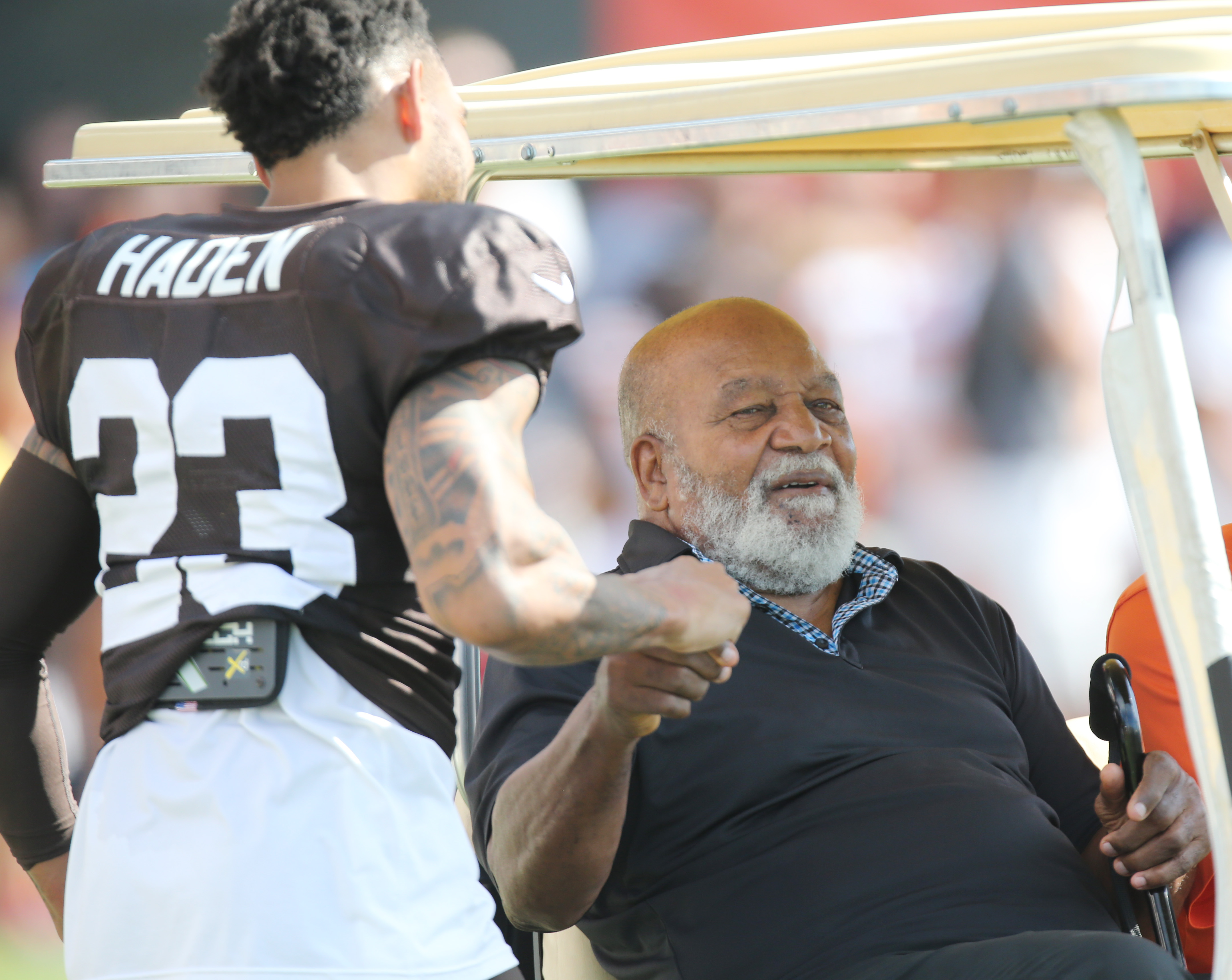 Exclusive: Jimmy and Dee Haslam reveal their 1st move with Jim Brown when  they bought the team; plans to memorialize him 