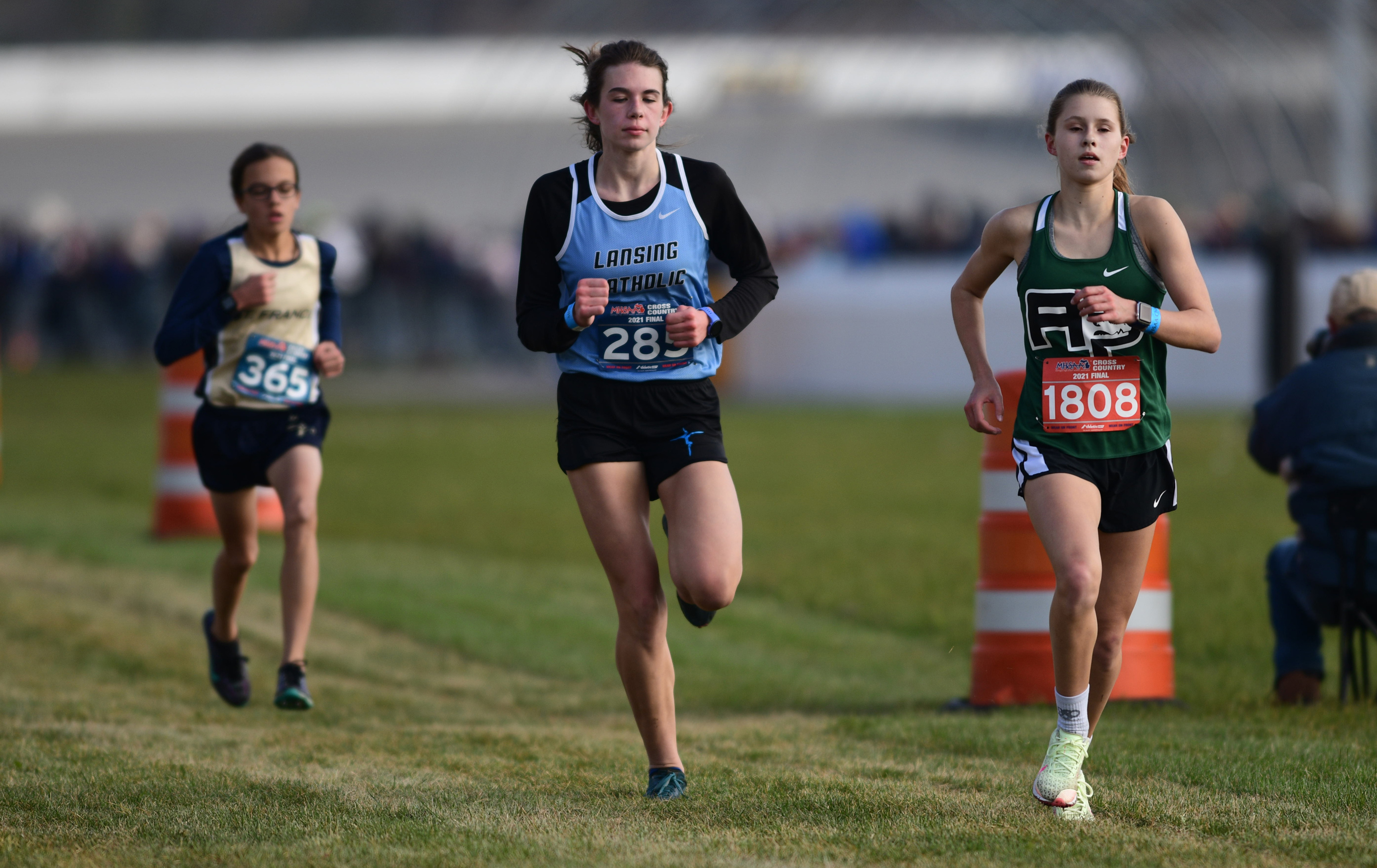 Highlighting top performers, vote for the Ann Arbor-area Athlete of the Week