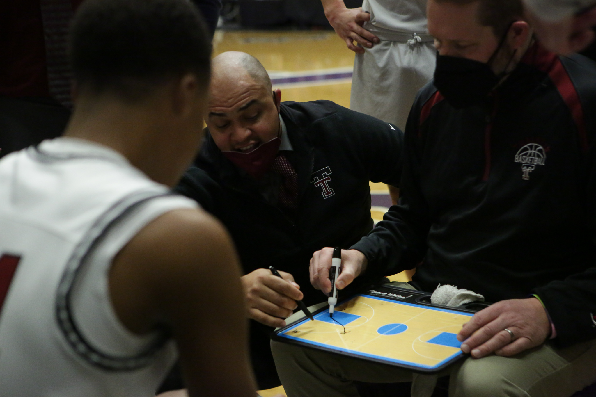 OSAA 6A boys basketball Tualatin vs West Linn