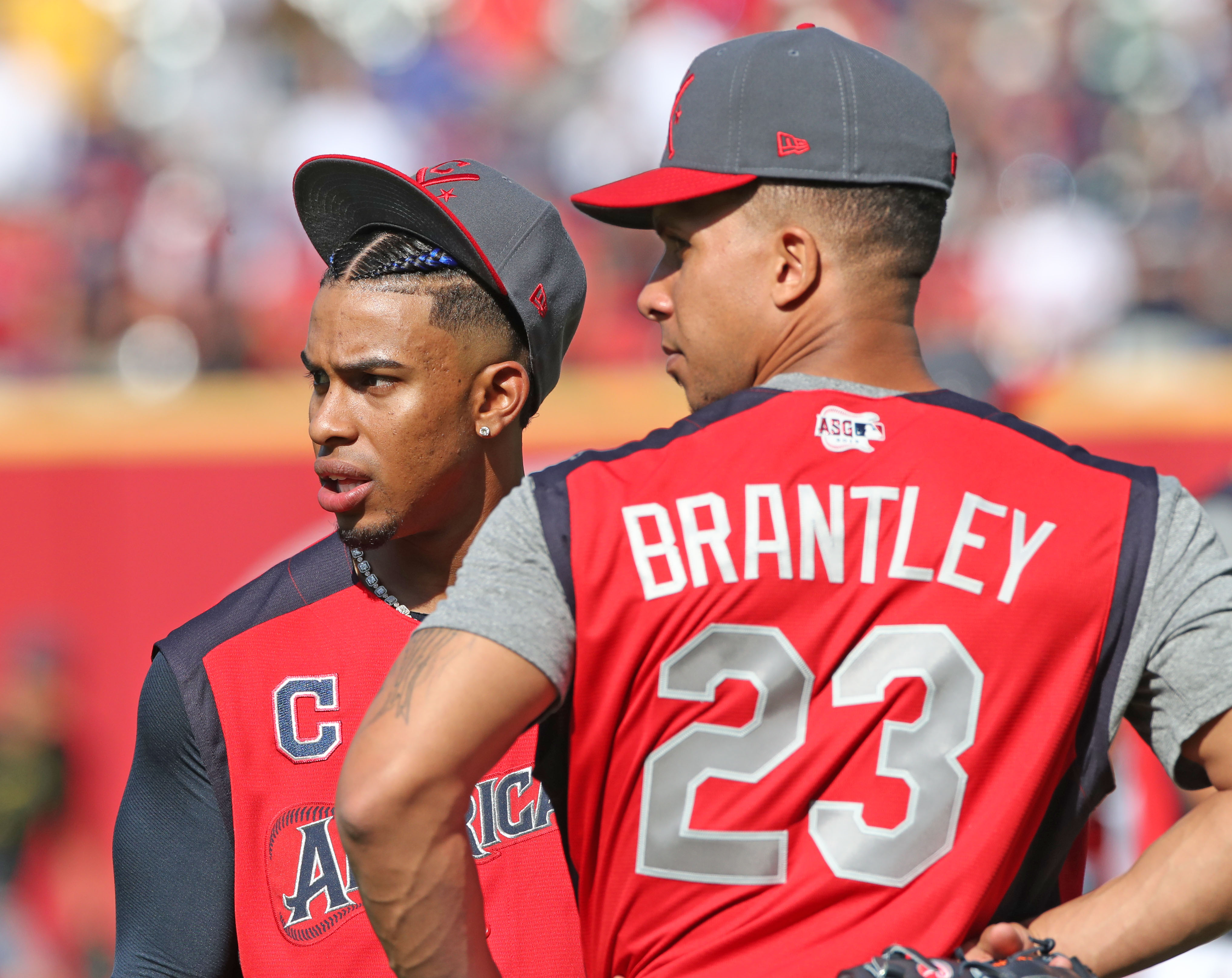 Why did the Tribe's Francisco Lindor look and play distracted this season?  – Terry Pluto 