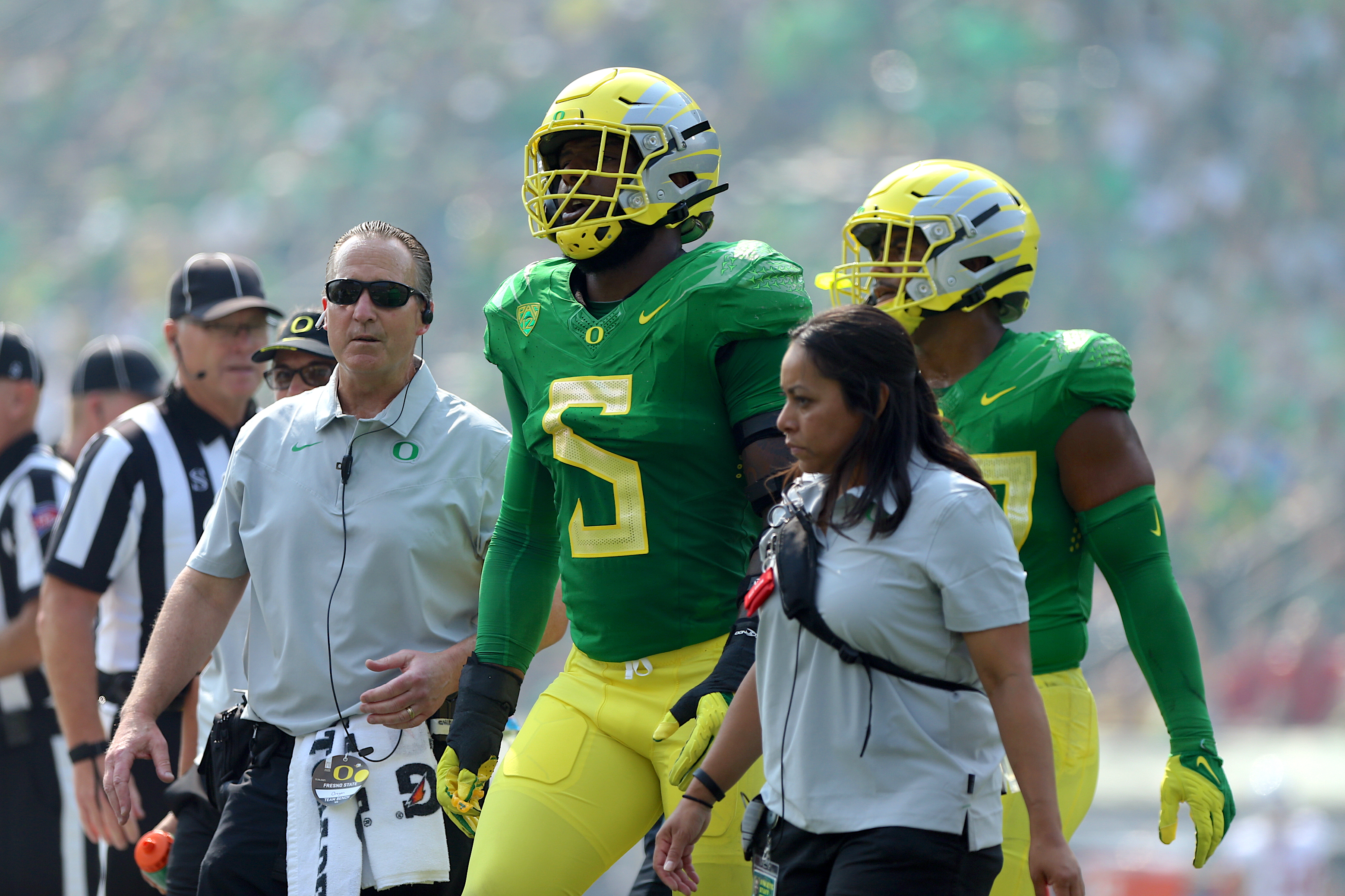 Oregon's Kayvon Thibodeaux's Injury vs. Fresno State Diagnosed as Foot,  Ankle Sprain, News, Scores, Highlights, Stats, and Rumors