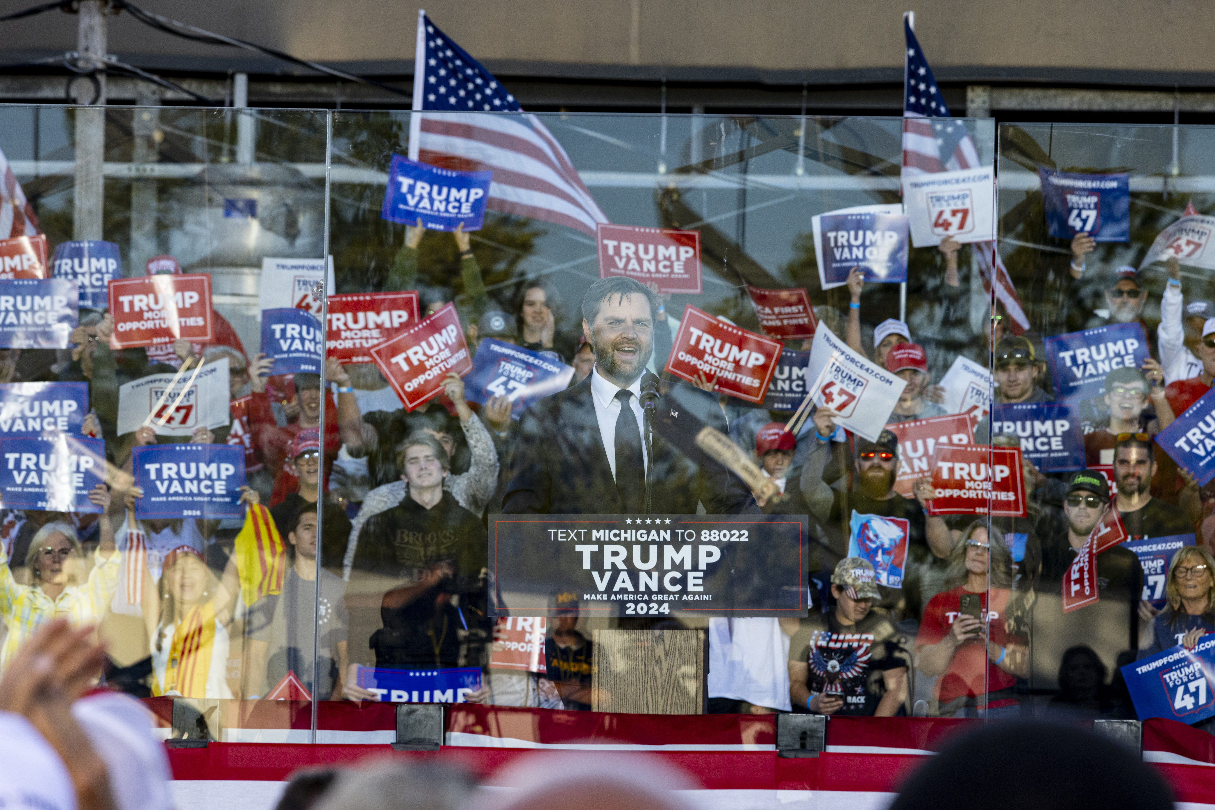 Vice presidential candidate, JD Vance, visits Marne one day after VP ...